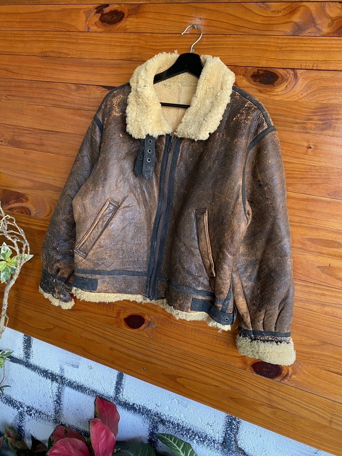 Vintage STRATH CONAR B-3 Shearling Leather Flight Jacket Distressed Size US M / EU 48-50 / 2 - 6 Thumbnail