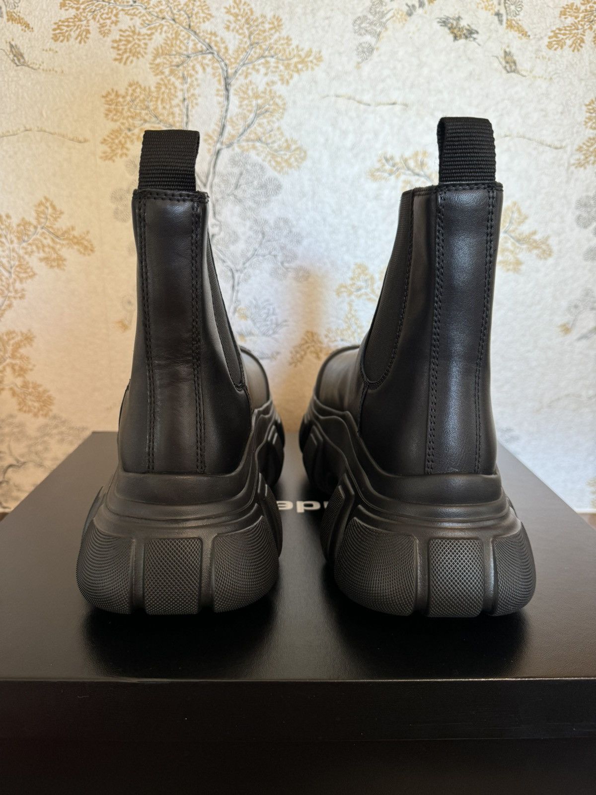 Alexander Wang Alexander Wang Black Storm Chelsea boots Size US 8 / IT 38 - 3 Thumbnail