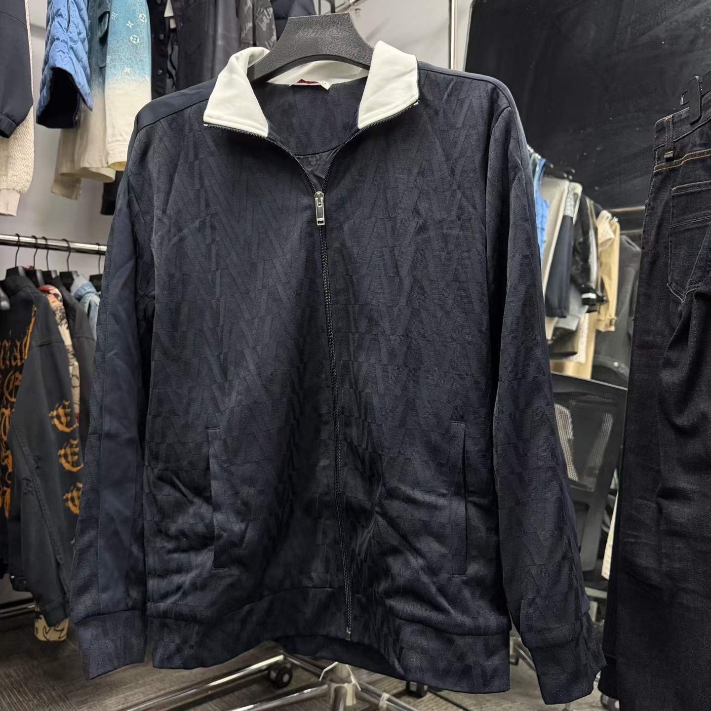 Valentino Valentino Retro Light Jacket l Men Size US L / EU 52-54 / 3 - 1 Thumbnail