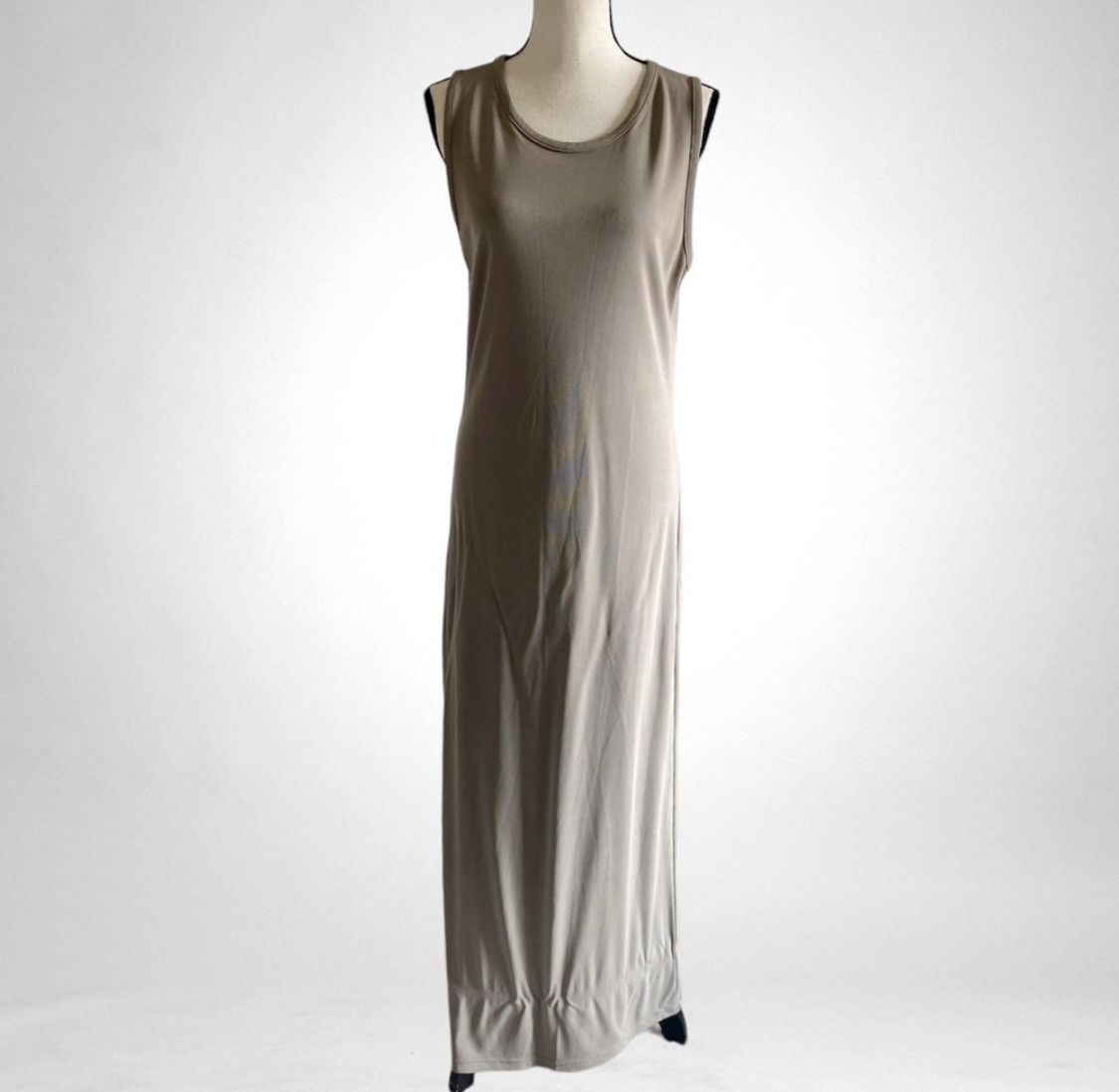 Old Navy LIGHT OLIVE SLEEVELESS SCOOP NECK MAXI DRESS Size L / US 10 / IT 46 - 4 Thumbnail