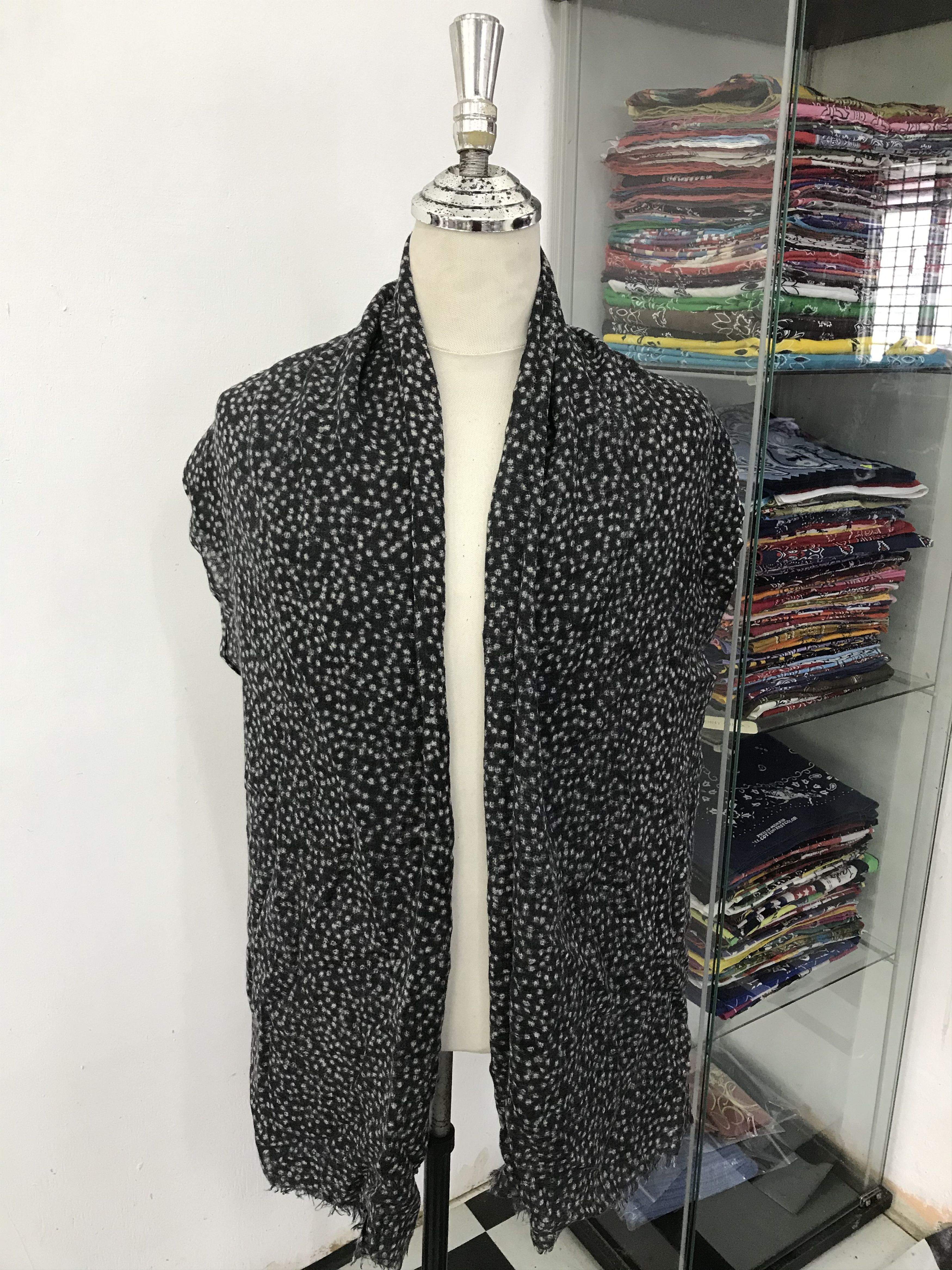 Paul Smith × Vintage Paul Smith Scarf / Muffler / Neckwear - WW1165 Size ONE SIZE - 1 Thumbnail