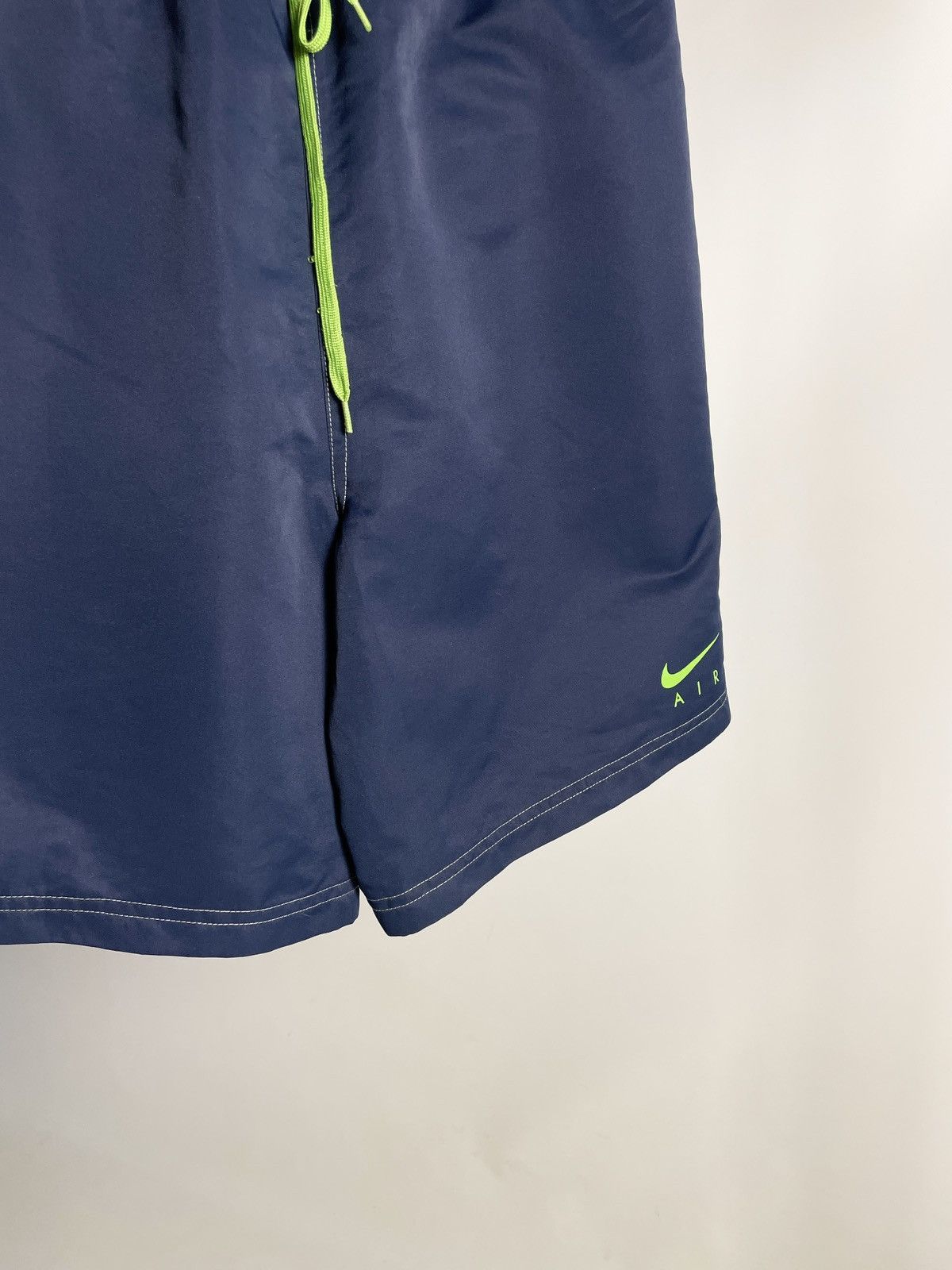 Nike VINTAGE 🐢 Nike Air max nylon pocket cargo tracking shorts Size US 32 / EU 48 - 5 Thumbnail