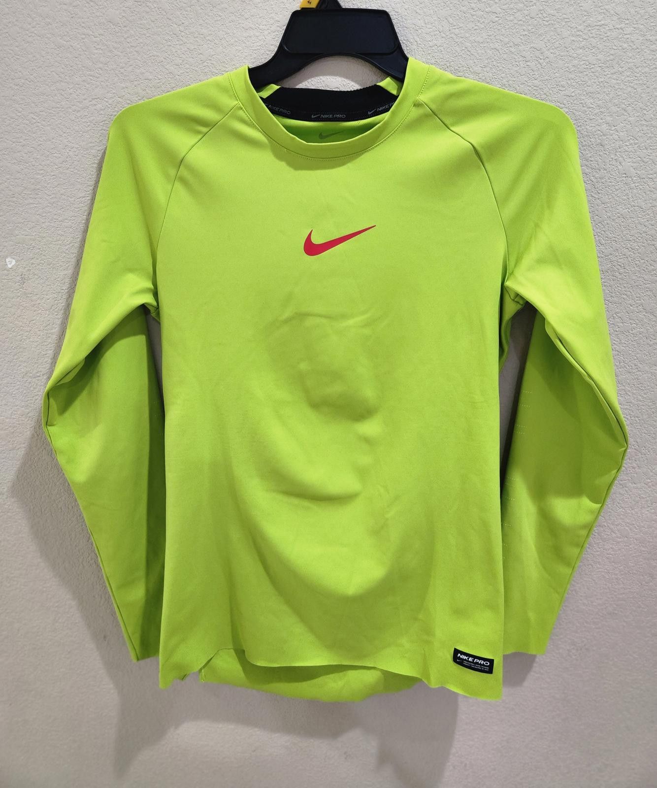 Nike Nike Pro Dri-Fit Mens Long-Sleeve Training Green Size Medium Size US M / EU 48-50 / 2 - 1 Thumbnail