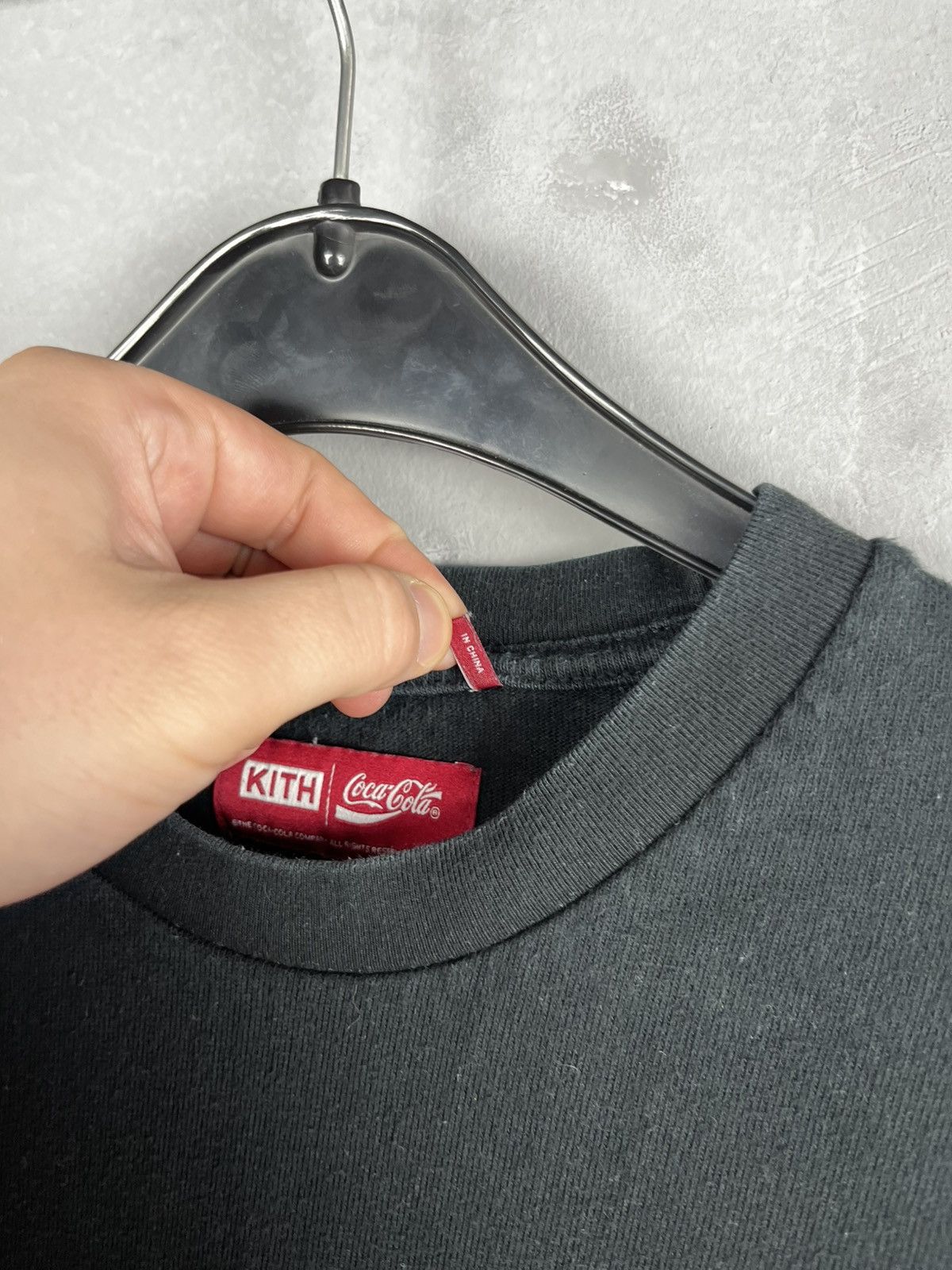 Coca Cola × Kith Kith Coca cola t shirt size m Size US M / EU 48-50 / 2 - 5 Thumbnail