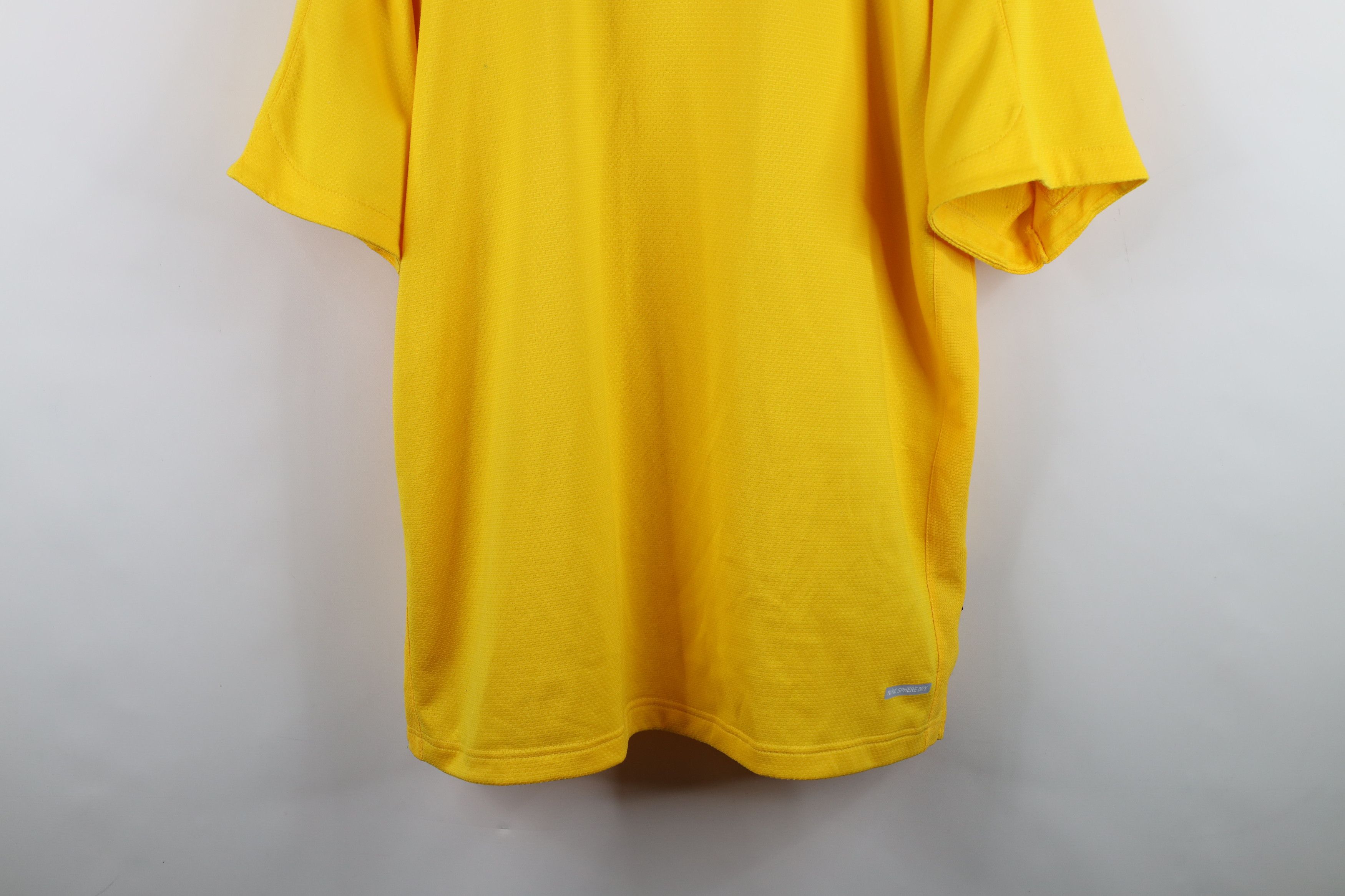 Nike Vintage Nike Mini Swoosh University of Michigan Thermal Polo Size US L / EU 52-54 / 3 - 3 Thumbnail