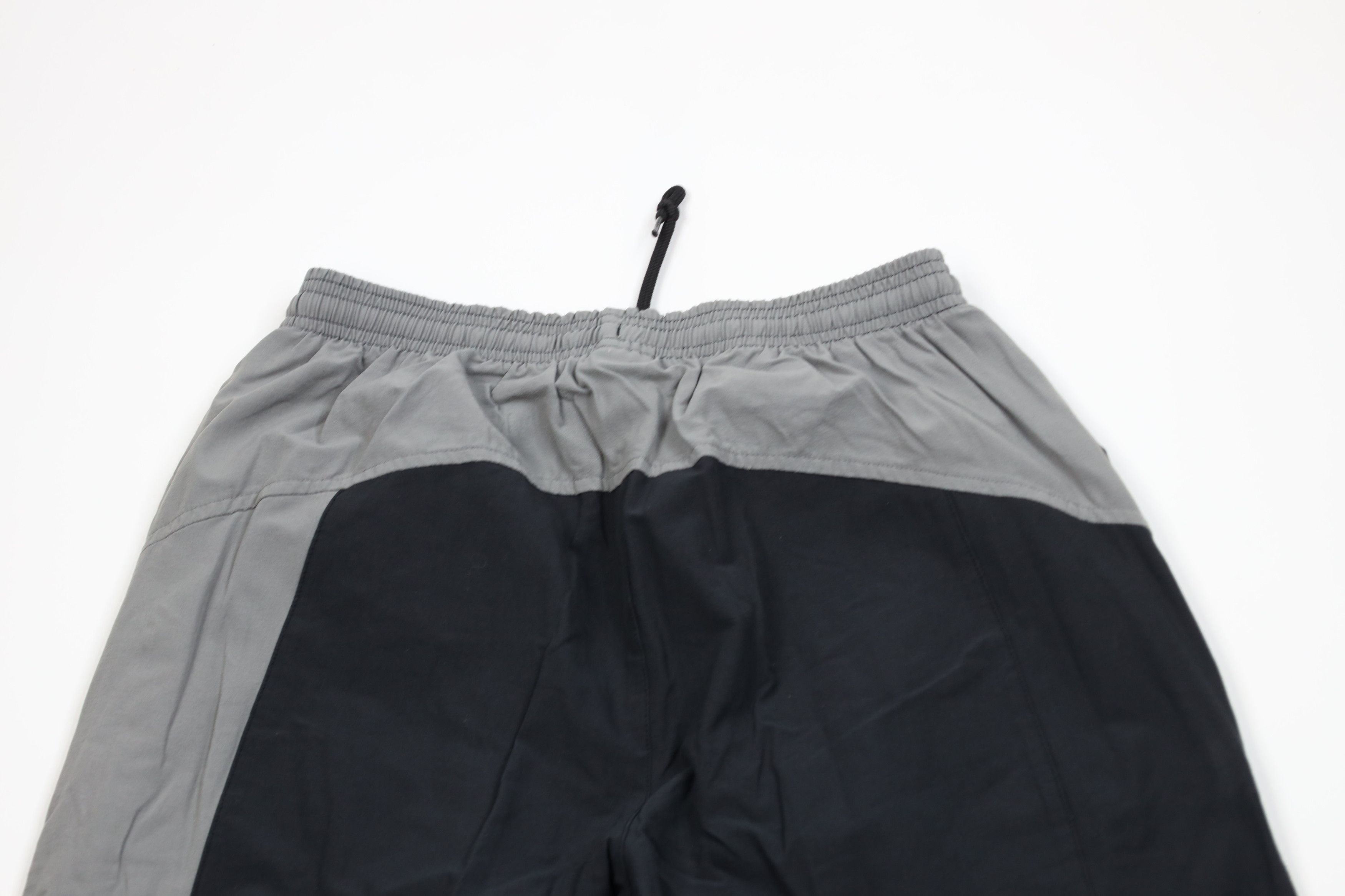 Nike Vintage Nike Mini Swoosh Tapered Leg Pants Black Stretch Size US 32 / EU 48 - 12 Thumbnail