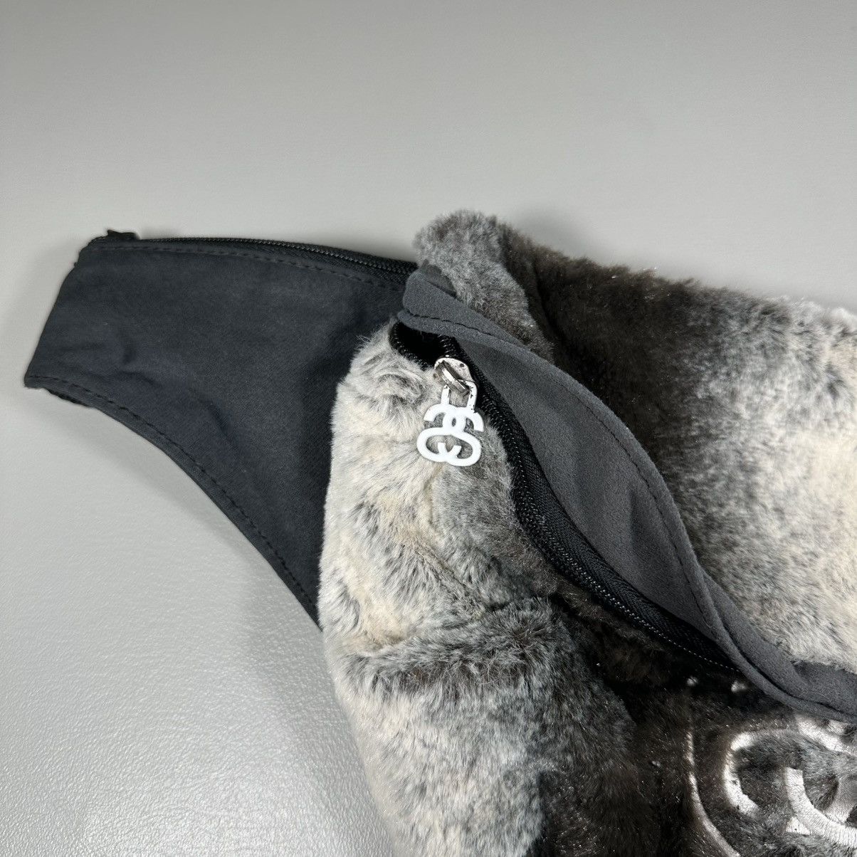 Stussy Rare Stussy Faux Fur Waist Bag Size ONE SIZE - 2 Thumbnail