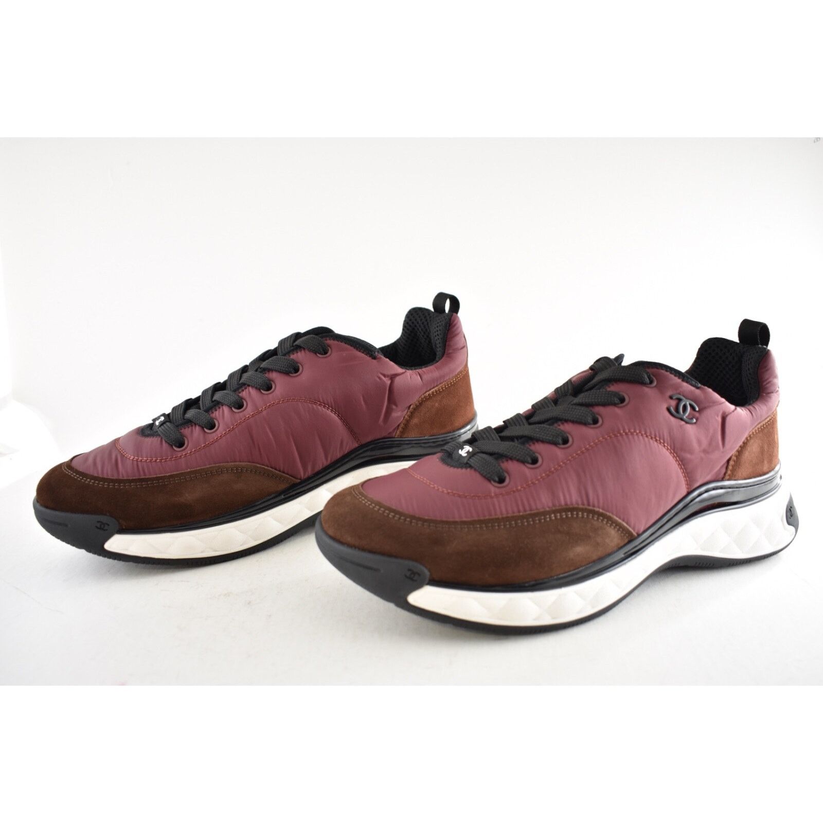 Chanel Chanel 21A Mens CC Logo Low Top Trainer Sneaker 44 11 Size US 11 / EU 44 - 7 Thumbnail