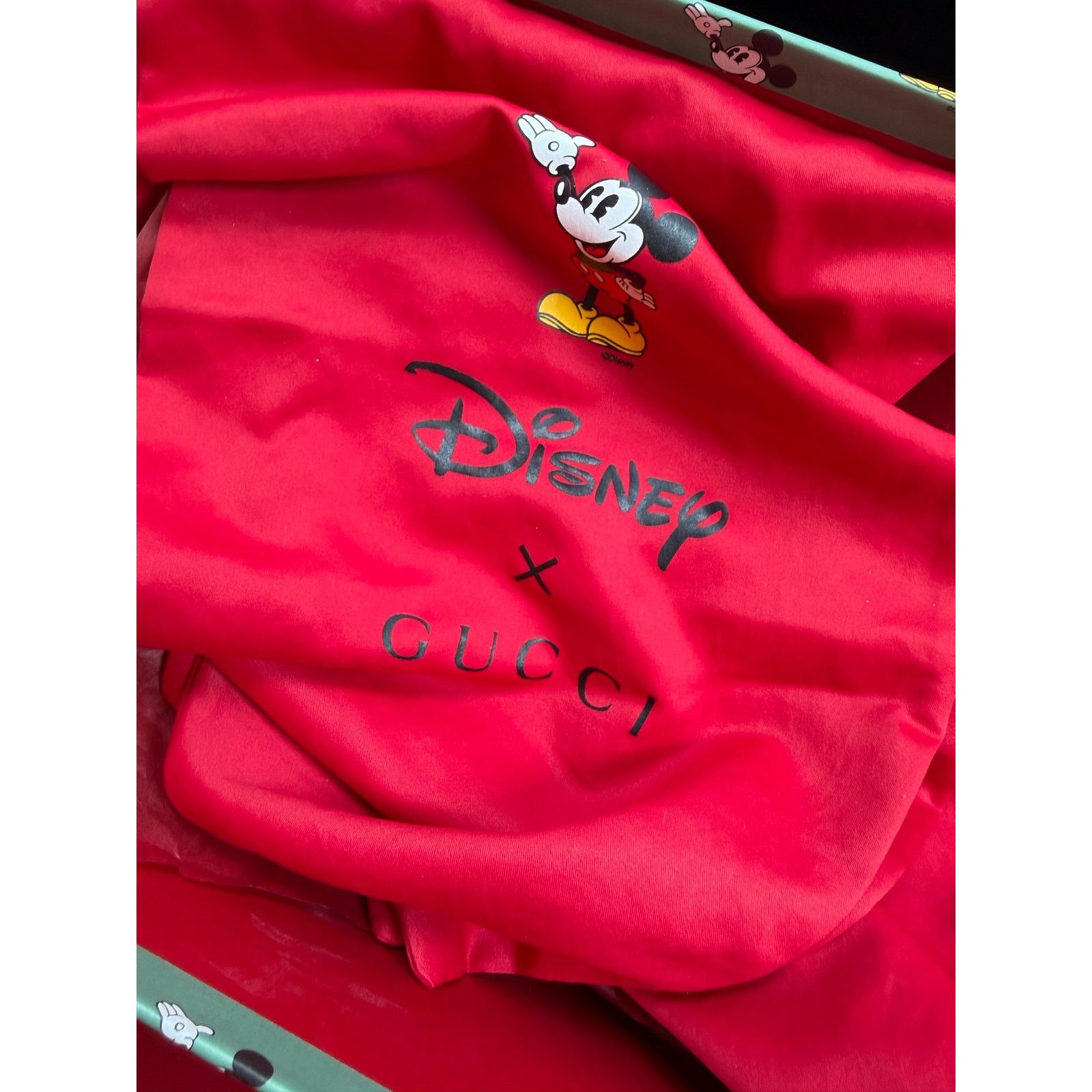 Gucci Size 8US - Gucci Ace x Disney Mickey NEW Size US 8 / EU 41 - 12 Thumbnail