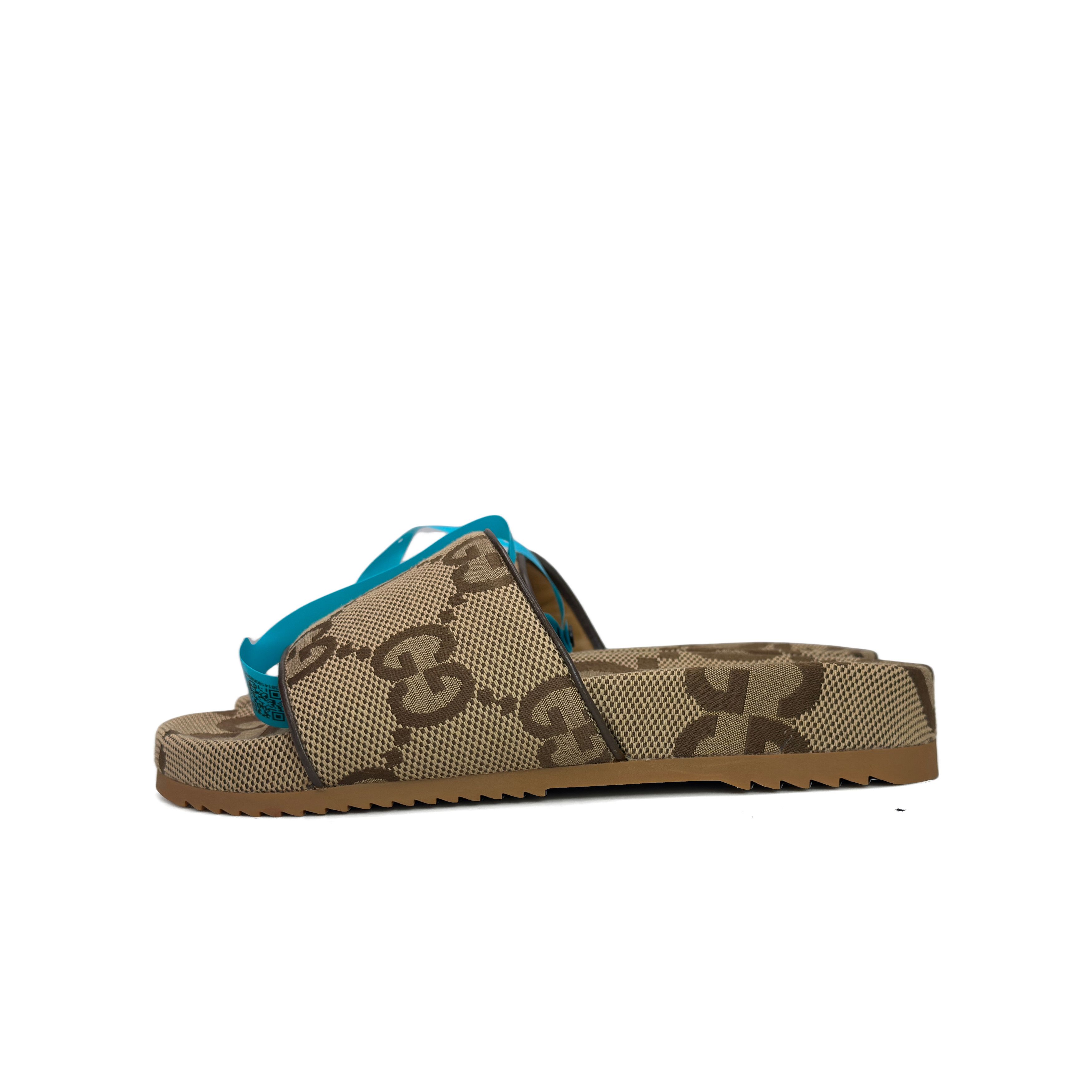 Gucci Gucci GG Monogram Canvas Slides Size 7 Size US 7 / EU 40 - 1 Thumbnail