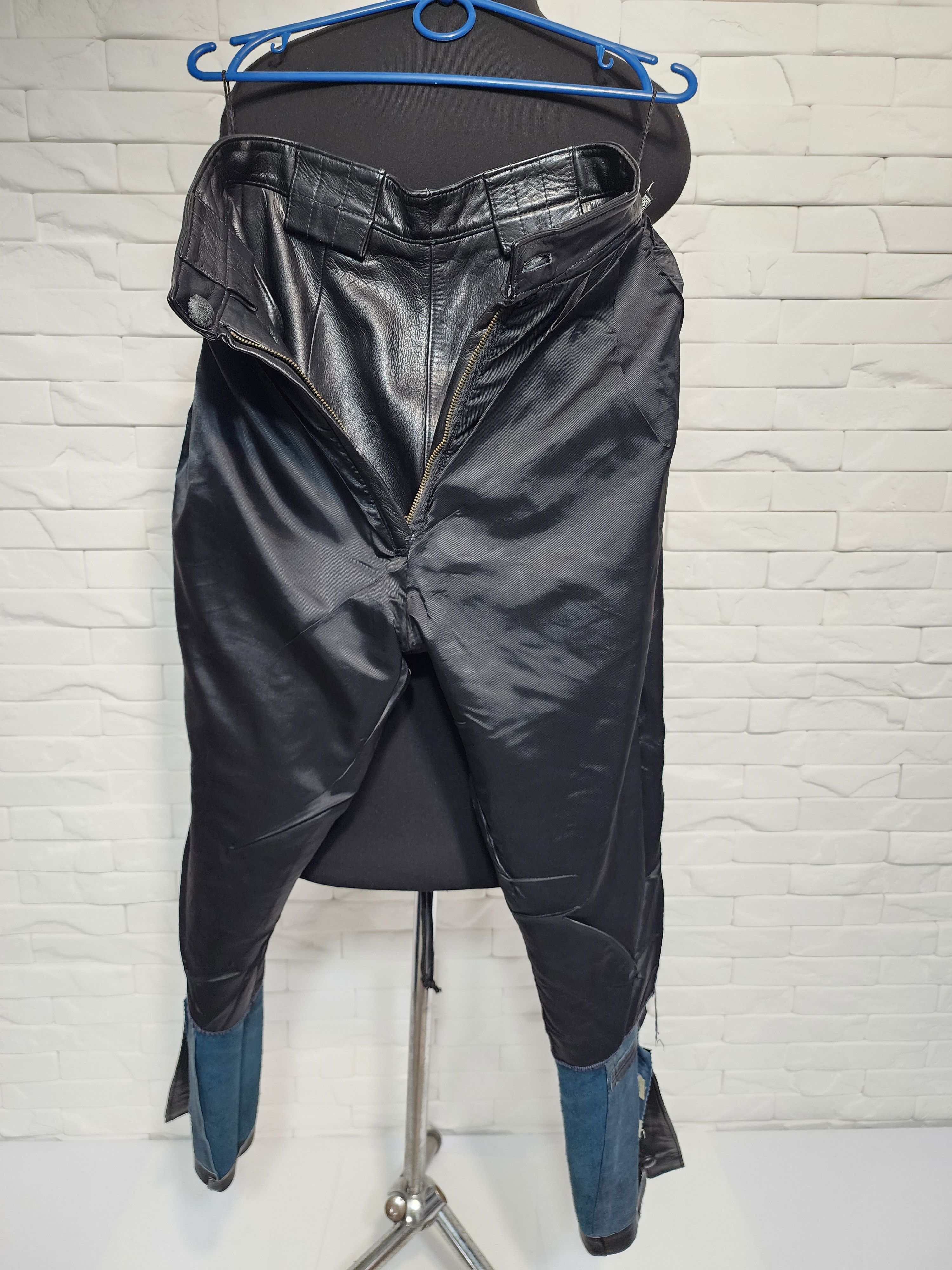 Genuine Leather Women's black leather pants. Size 25" / US 0 / IT 36 - 7 Thumbnail