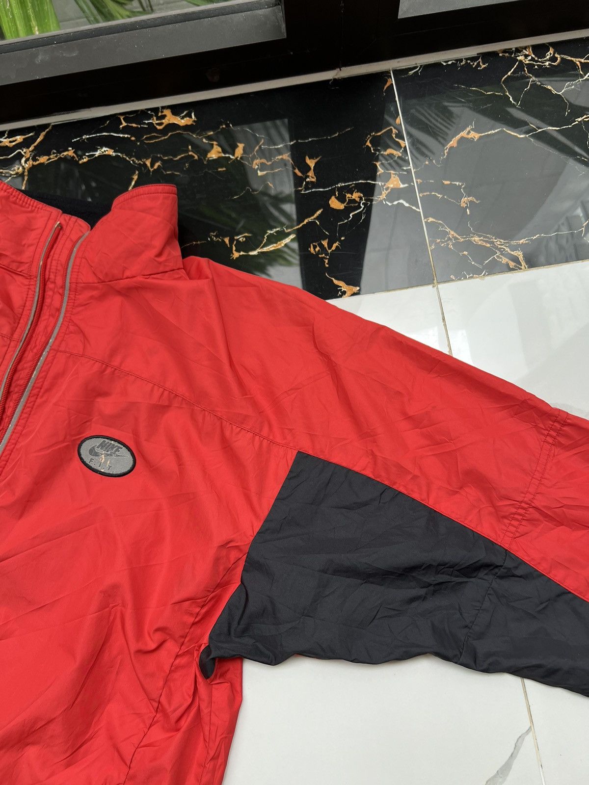 Nike × Vintage 90’s NIKE FIT RARE RETRO SWOOSH LOGO Y2K GORPCORE JACKET Size US L / EU 52-54 / 3 - 10 Thumbnail