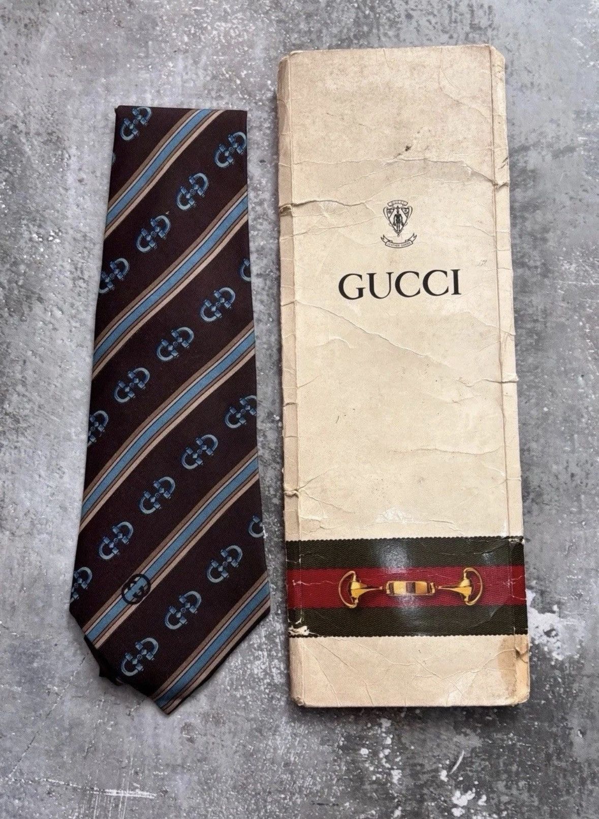 Gucci Deadstock Vintage 70s Gucci Tie. Horse bit Brown & Blue. NOS Size ONE SIZE - 1 Thumbnail