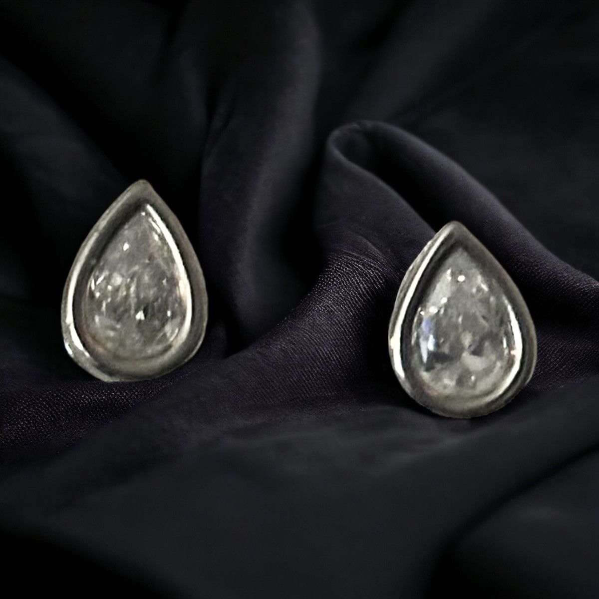 Other Cubic Zirconia teardrop stud earrings Size ONE SIZE - 1 Thumbnail
