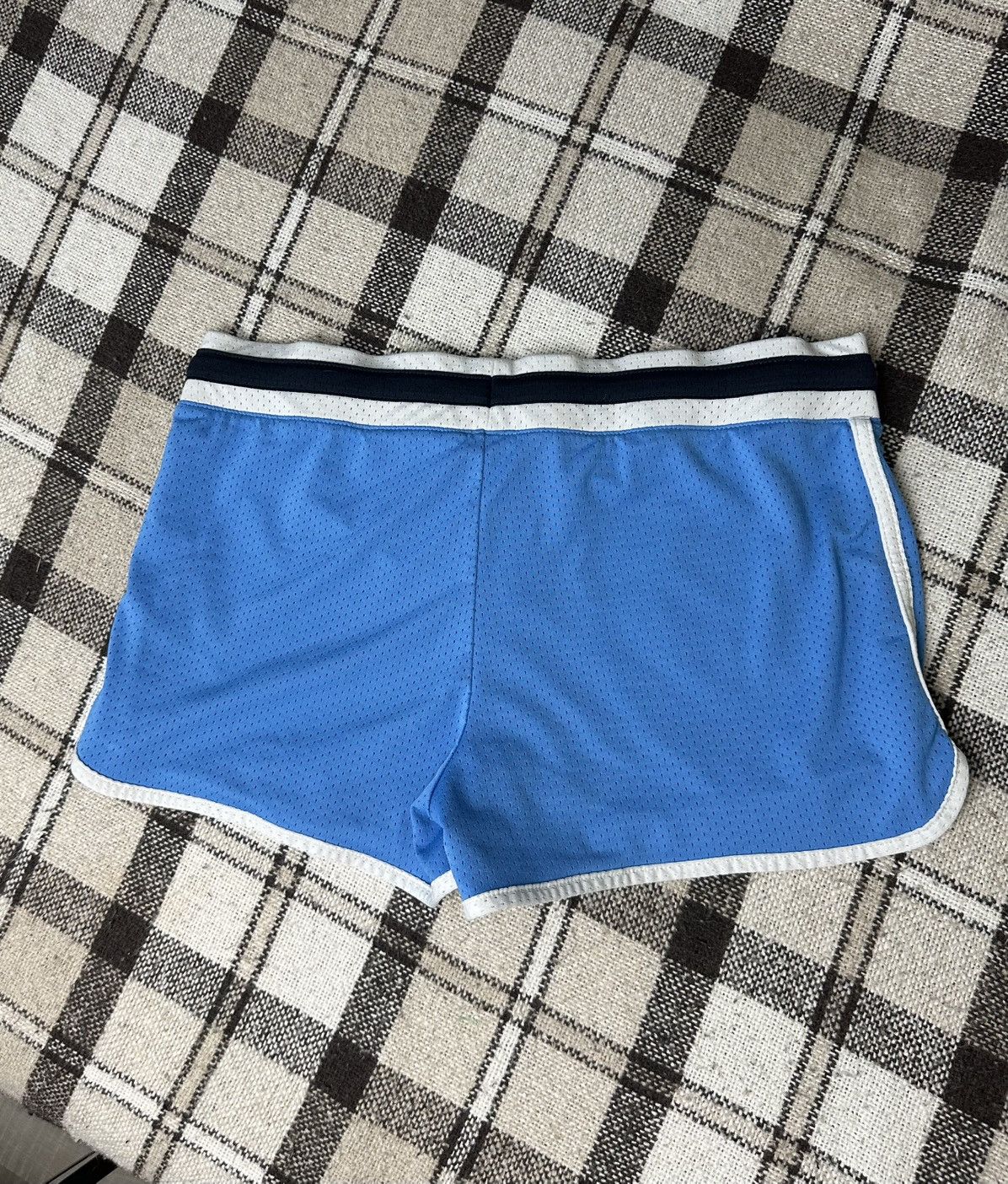 Nike Very Cute Vintage Nike Womens Shorts size L great condition Size 30" / US 8 / IT 44 - 4 Thumbnail