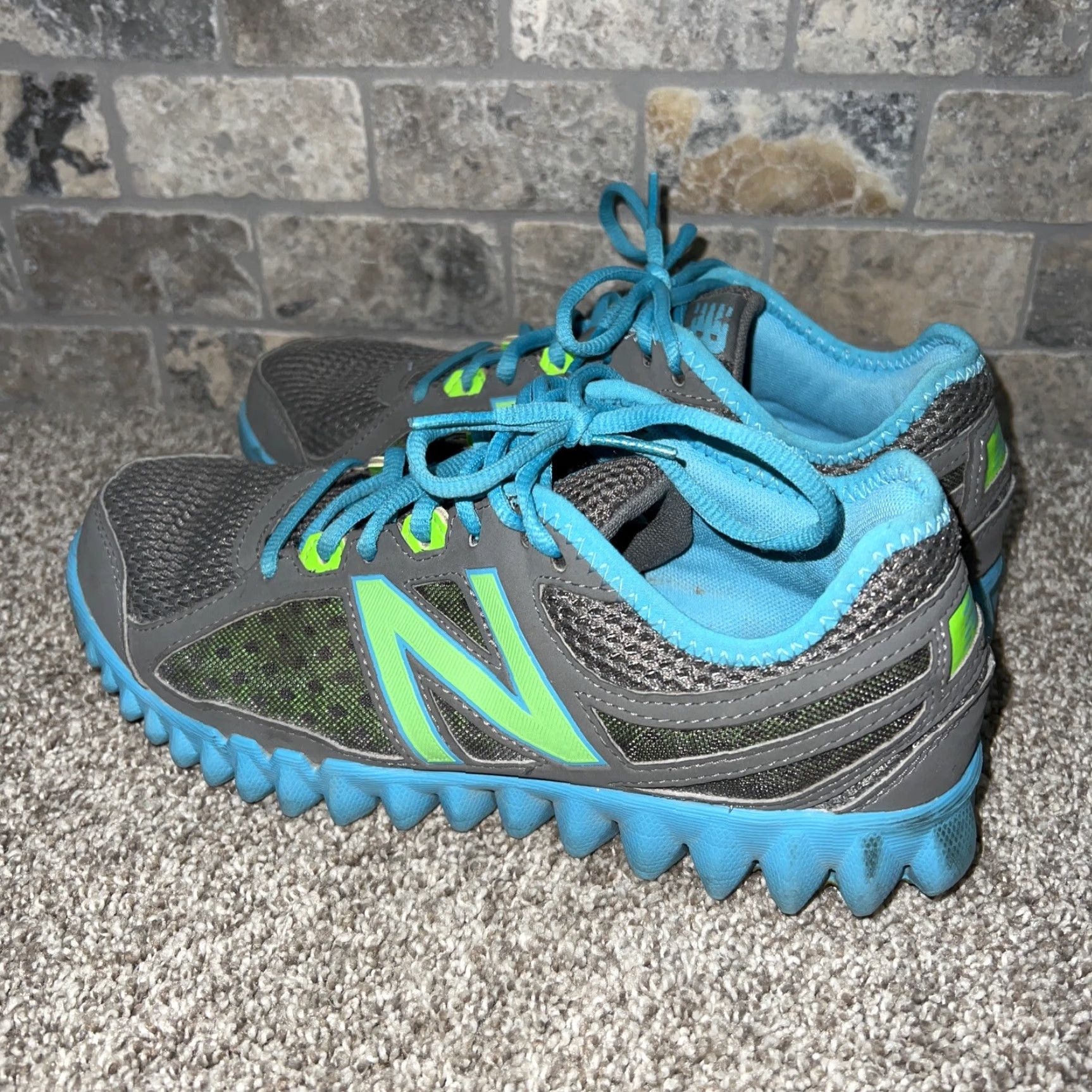 New Balance New Balance 1157 Gray/Blue/Green Running Training Sneakers WX1157GW Womens 8 Size US 8 / IT 38 - 2 Thumbnail