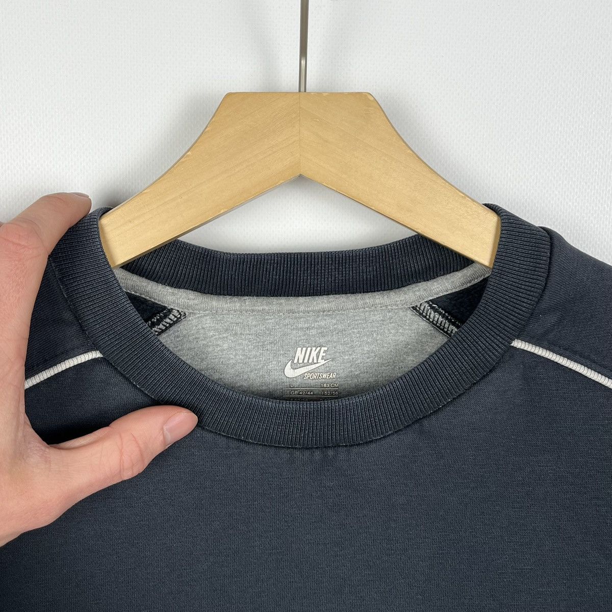 Nike Vintage Nike Big Swoosh Faded Blue Sweatshirt 2000’s Size US L / EU 52-54 / 3 - 8 Thumbnail