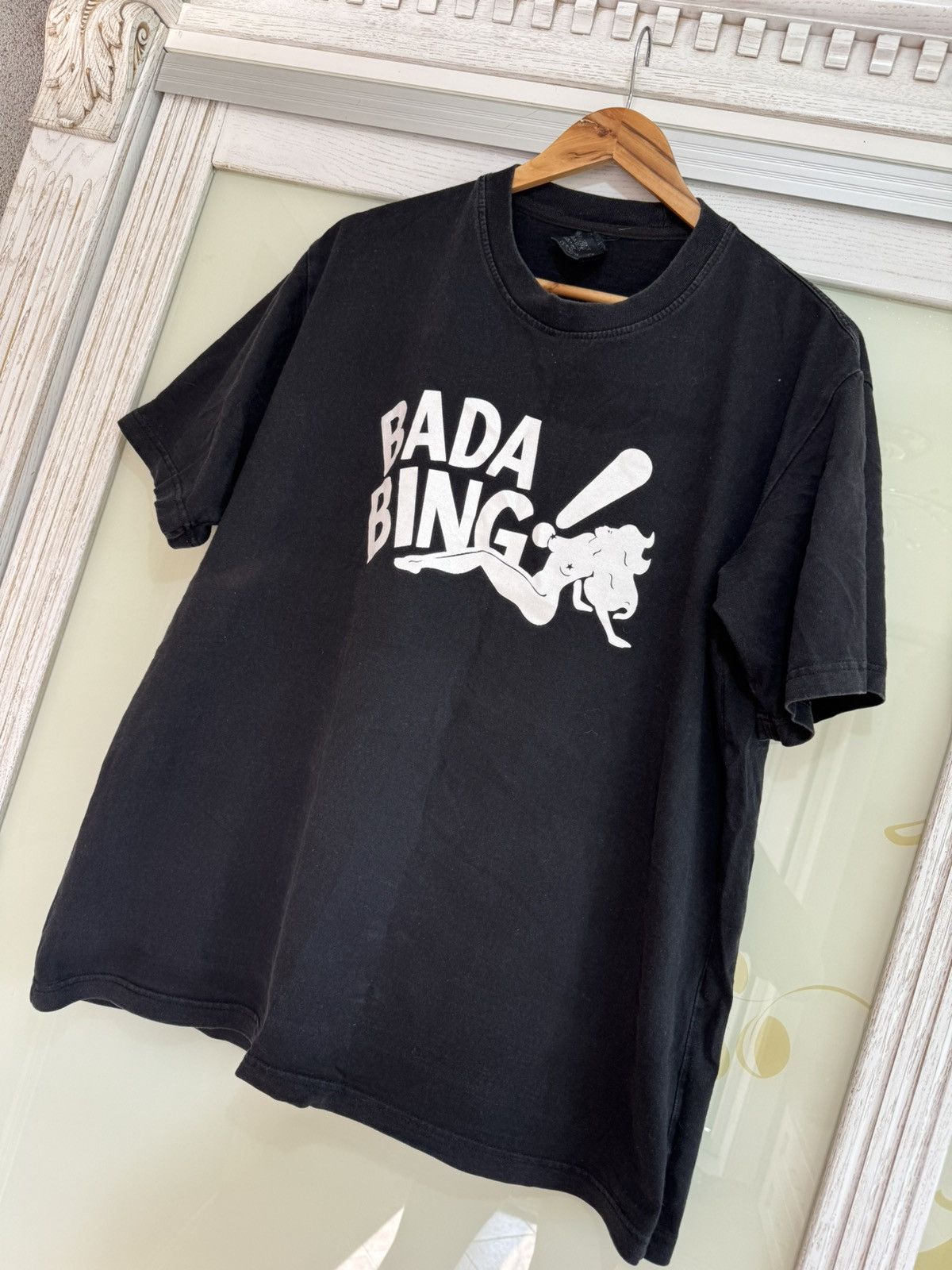 Vintage Vintage Bada Bing 2000 The Sopranos HBO Girl Tee Rare Shirt Size US L / EU 52-54 / 3 - 3 Thumbnail