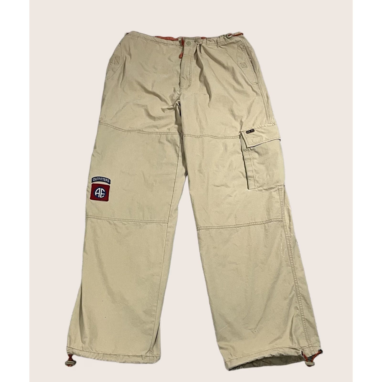American Eagle Outfitters VINTAGE American Eagle Cargo Pants Men 34x34 Beige Paratrooper Y2K Baggy Utility Cargo Size US 34 / EU 50 - 1 Thumbnail