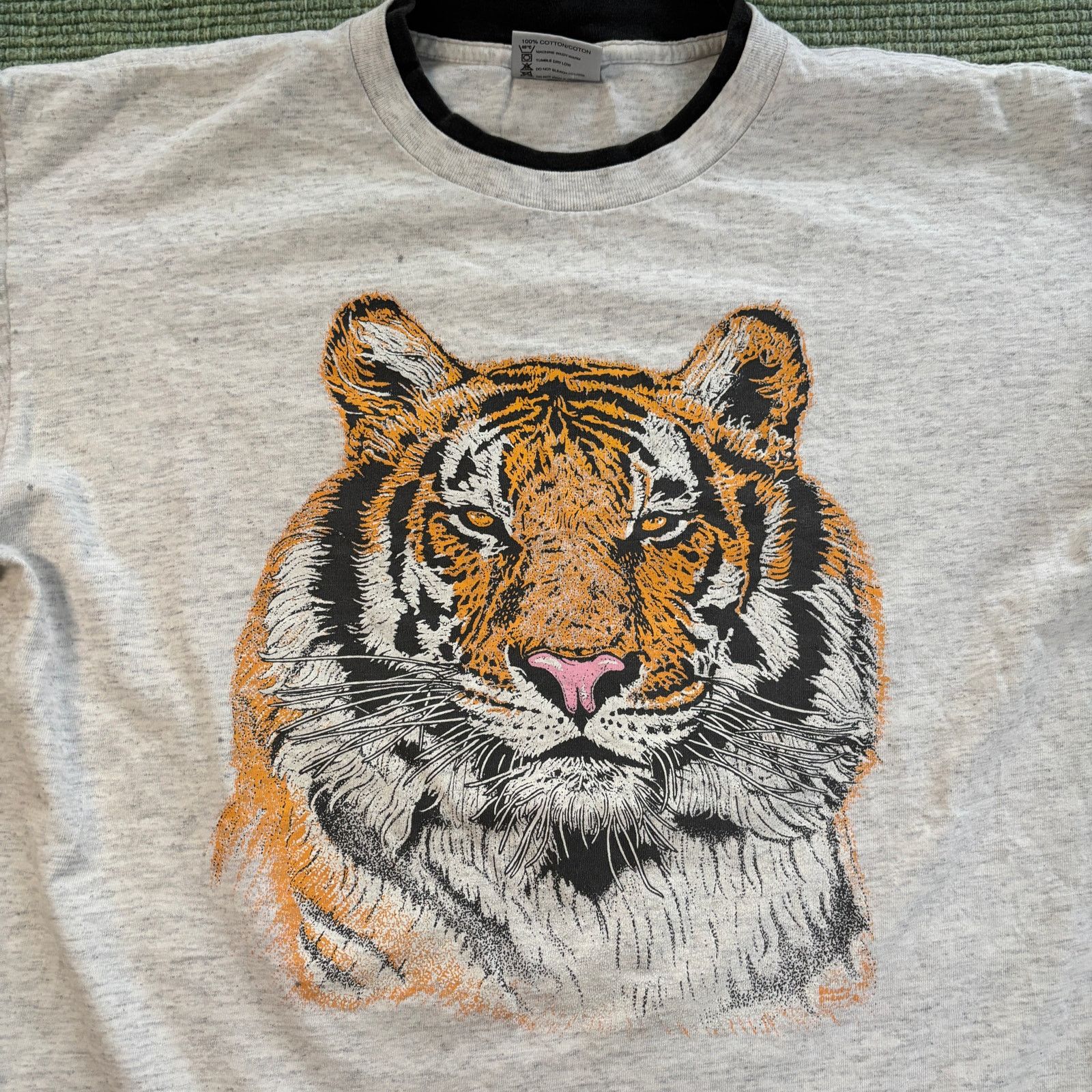 Vintage Vintage 1990s Single Stitched Tiger Tee Shirt Sz L Oneita Size US L / EU 52-54 / 3 - 2 Thumbnail