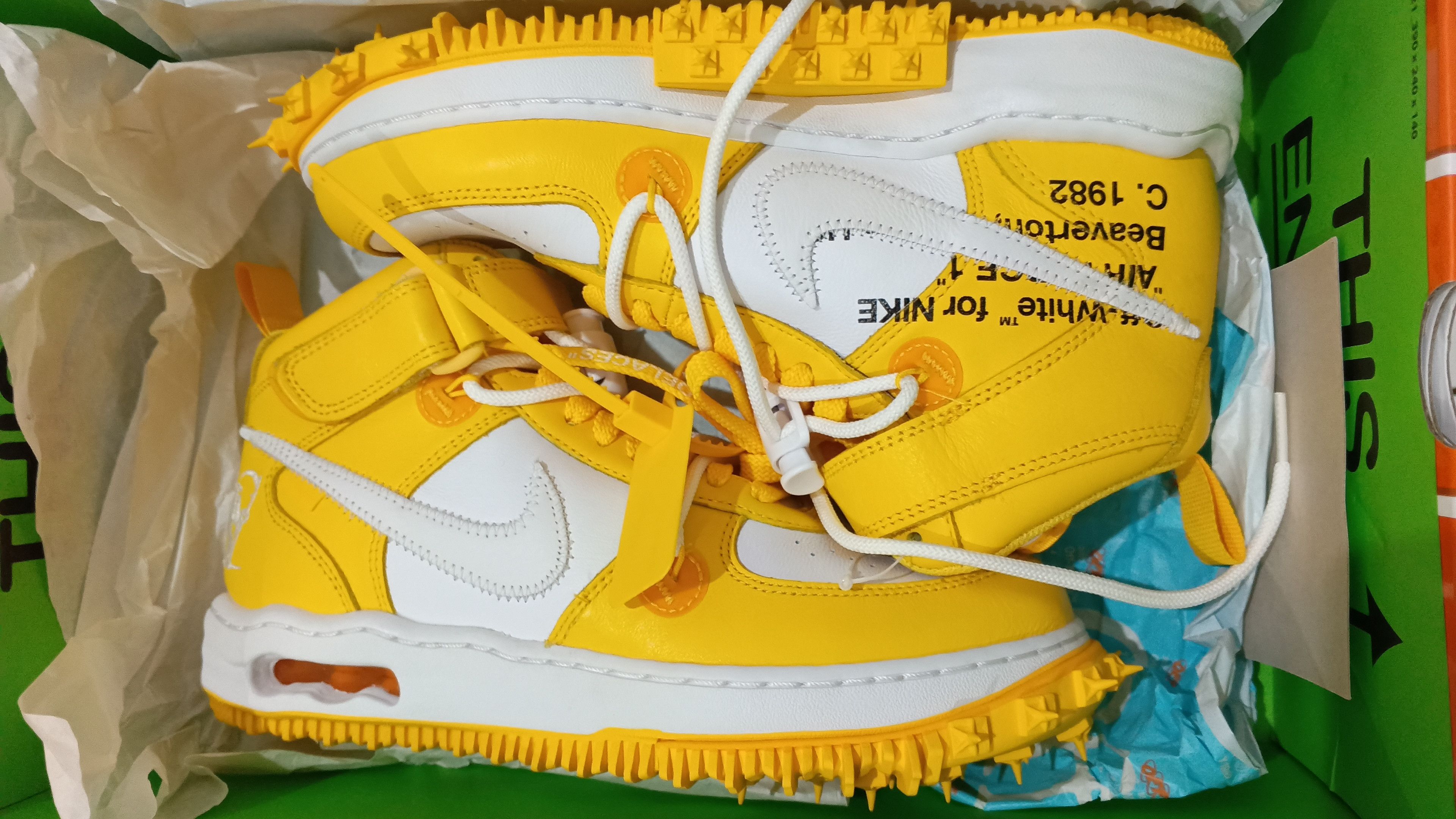 Nike × Off-White Air Force 1 Mid x Off-White™ White and Varsity Maize Size US 8 / EU 41 - 7 Thumbnail