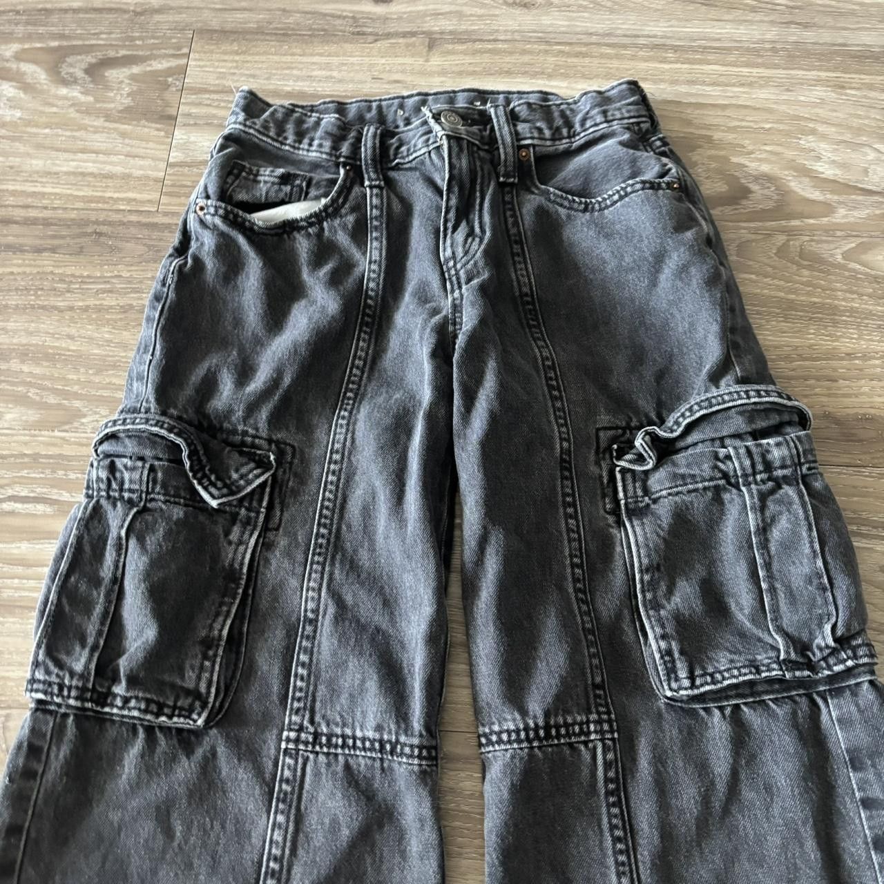 Vintage Crazy Vintage Y2K/2000s Baggy Faded Black Boys Skater Style Cargo Denim Jeans! Size US 26 / EU 42 - 3 Thumbnail