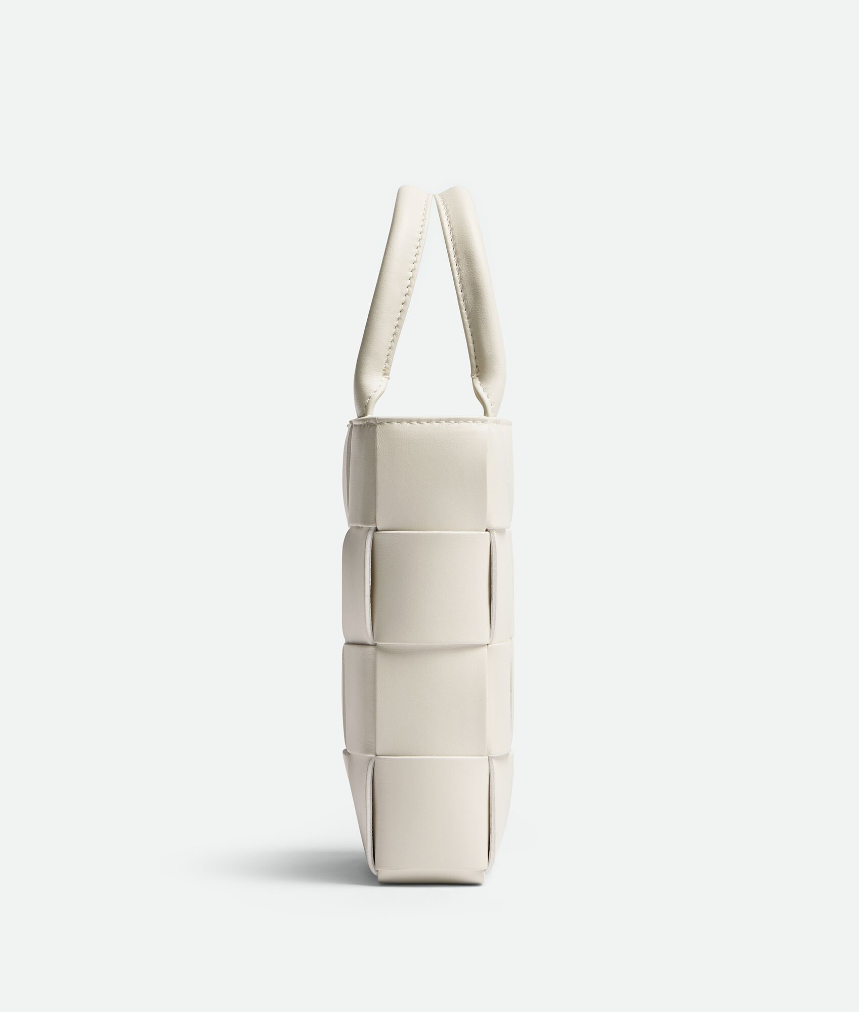 Bottega Veneta o1n1vont0325 Size: OS / Unisex Mini Cassette Tote Bag White Size ONE SIZE - 2 Thumbnail