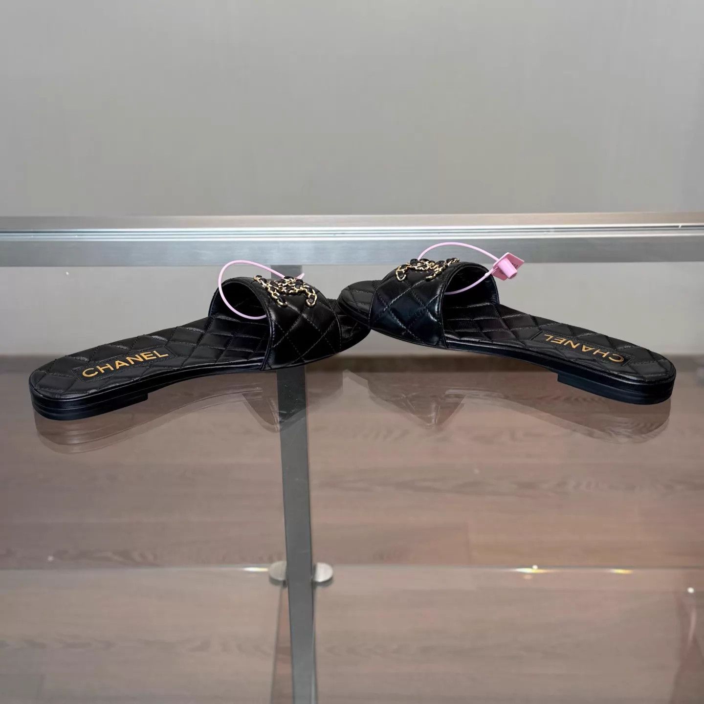 Chanel Chanel Black Gold CC Quilted Leather Chain Slippers 35 Size US 4.5 / IT 34.5 - 6 Thumbnail