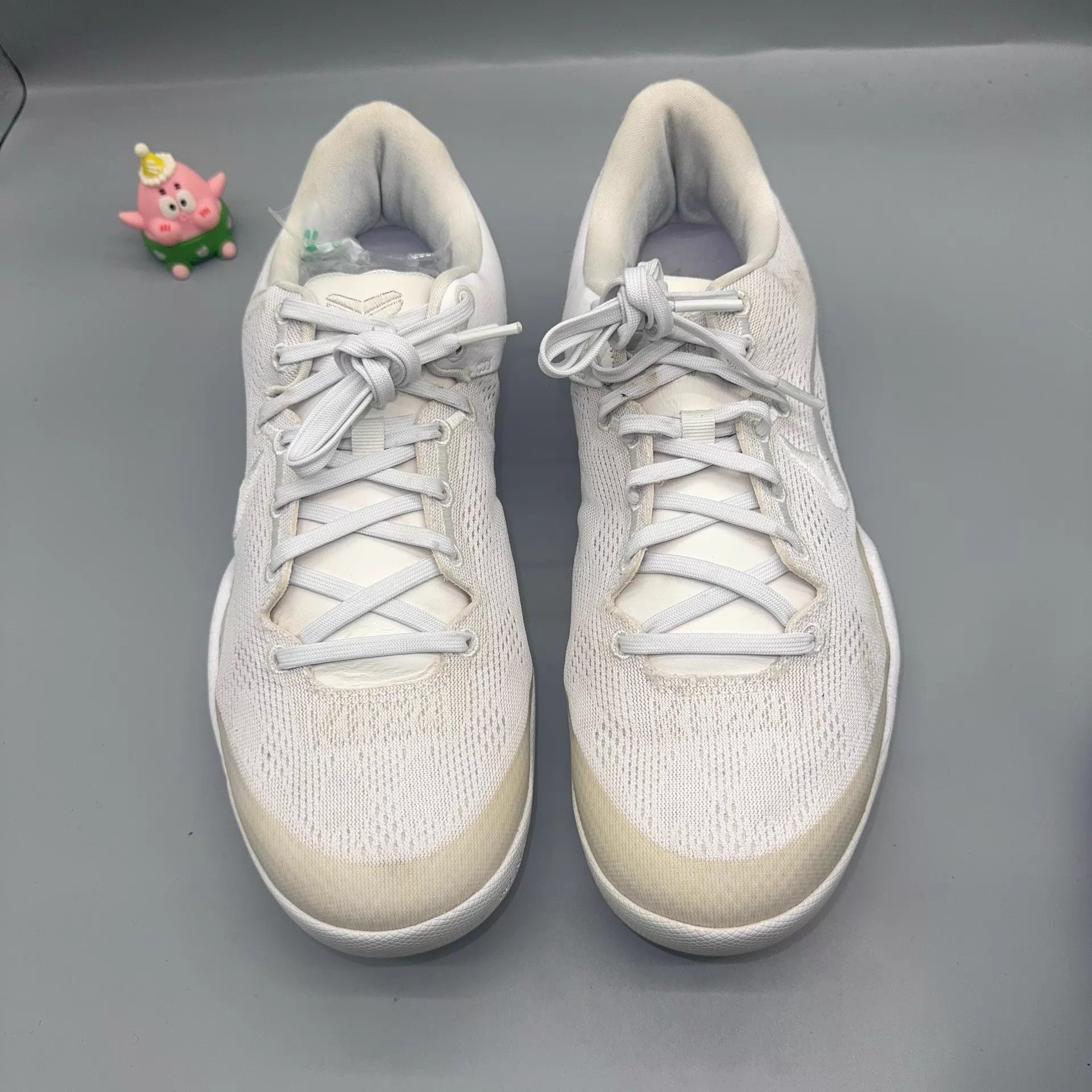 Nike Nike Kobe 8 White 44 Size US 11 / EU 44 - 2 Thumbnail