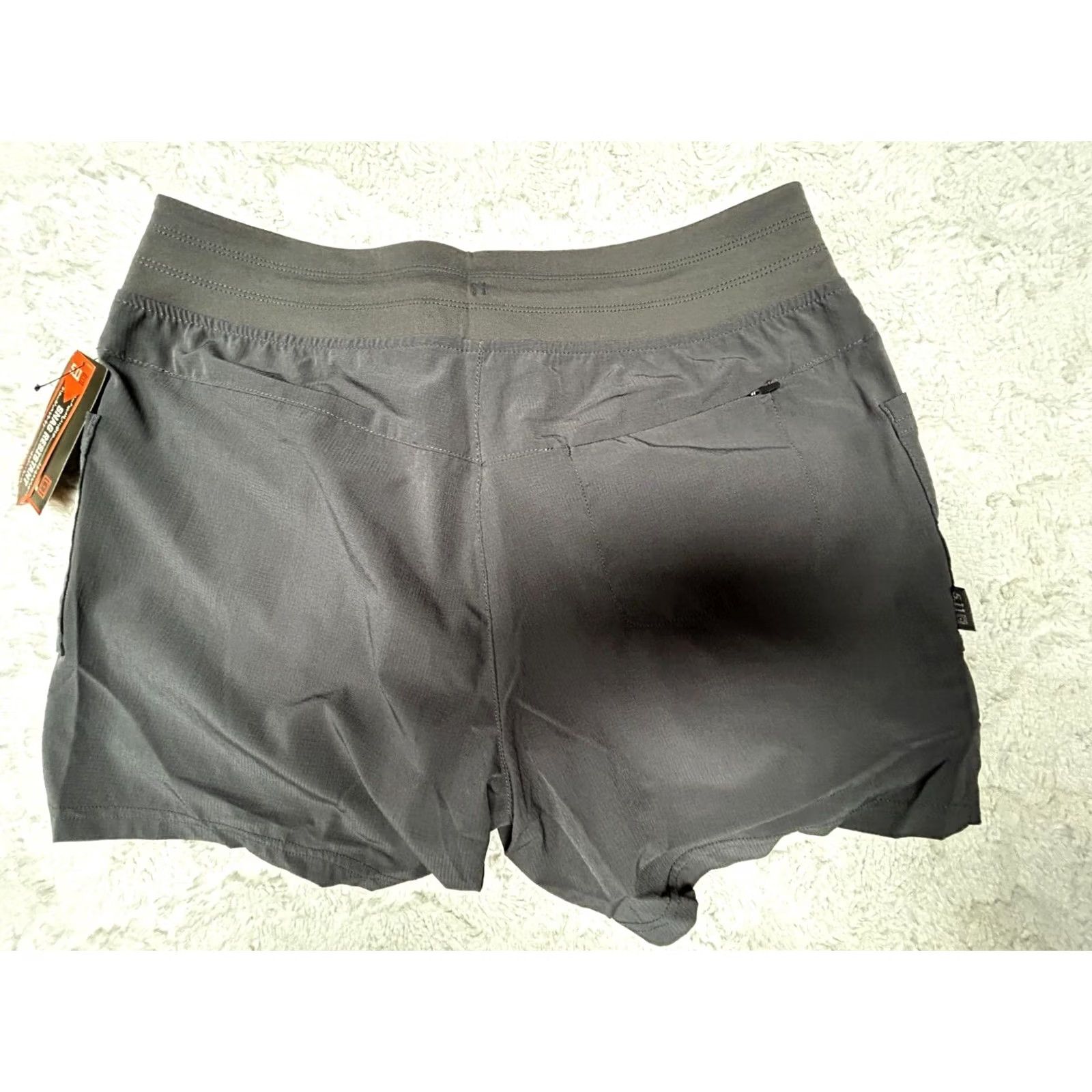 Vintage 5.11 Tactical Women's Gray Athletic Shorts Small Snag Resistant Drawstring Waist New Size 28" / US 6 / IT 42 - 2 Thumbnail