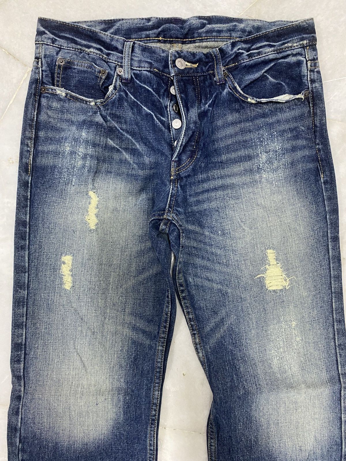 Takeo Kikuchi Size 31x30.5 Vintage Takeo kikuchi Distressed Jeans Faded Size US 31 - 3 Thumbnail