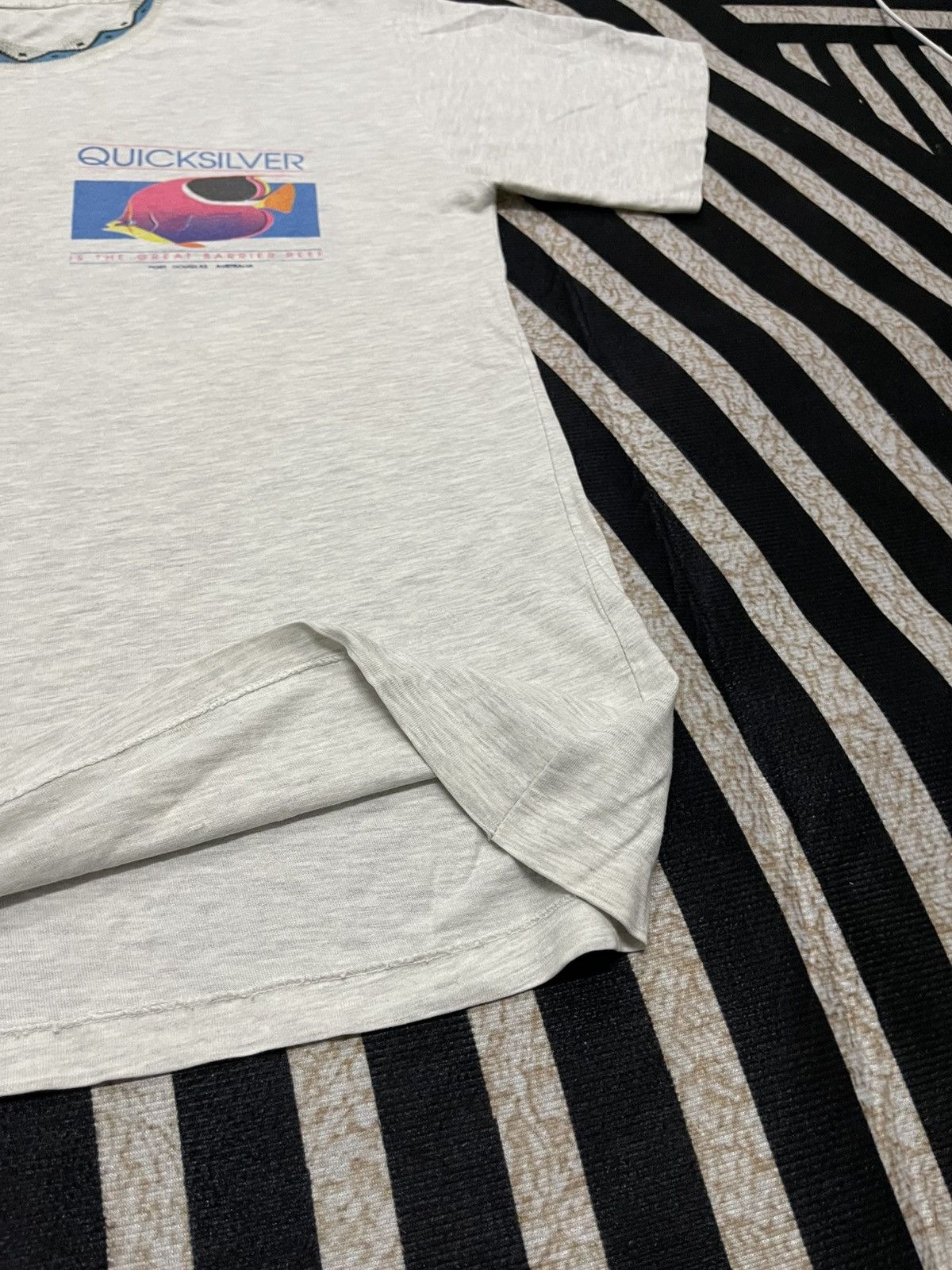 Quiksilver RARE 90s QUICKSILVER FISH DESIGN TEES Size US M / EU 48-50 / 2 - 8 Thumbnail