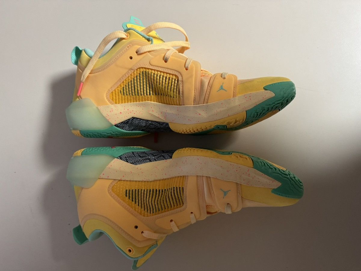 Jordan Brand × Nike EYBL Jordan 37 size 13 Size US 13 / EU 46 - 2 Thumbnail