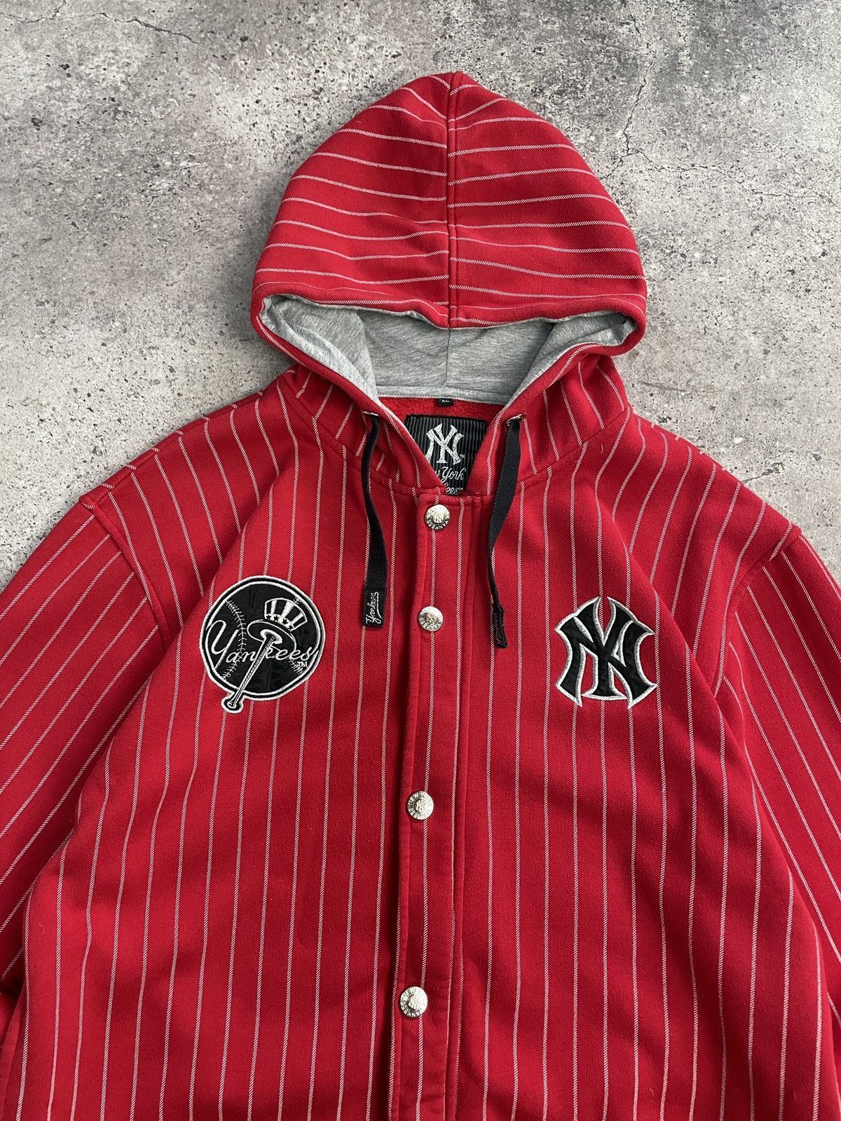 Vintage Vintage Nike New York Yankees Zip Hoodie Jacket Y2K Size US L / EU 52-54 / 3 - 4 Thumbnail