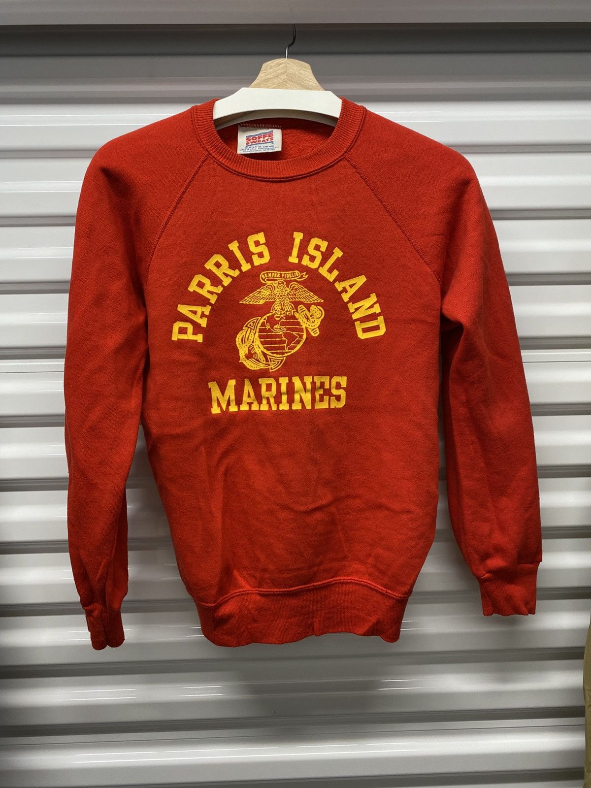 Vintage 90s Vintage “Paris Island” Marines Sweatshirt - Red - Medium Size US M / EU 48-50 / 2 - 1 Thumbnail