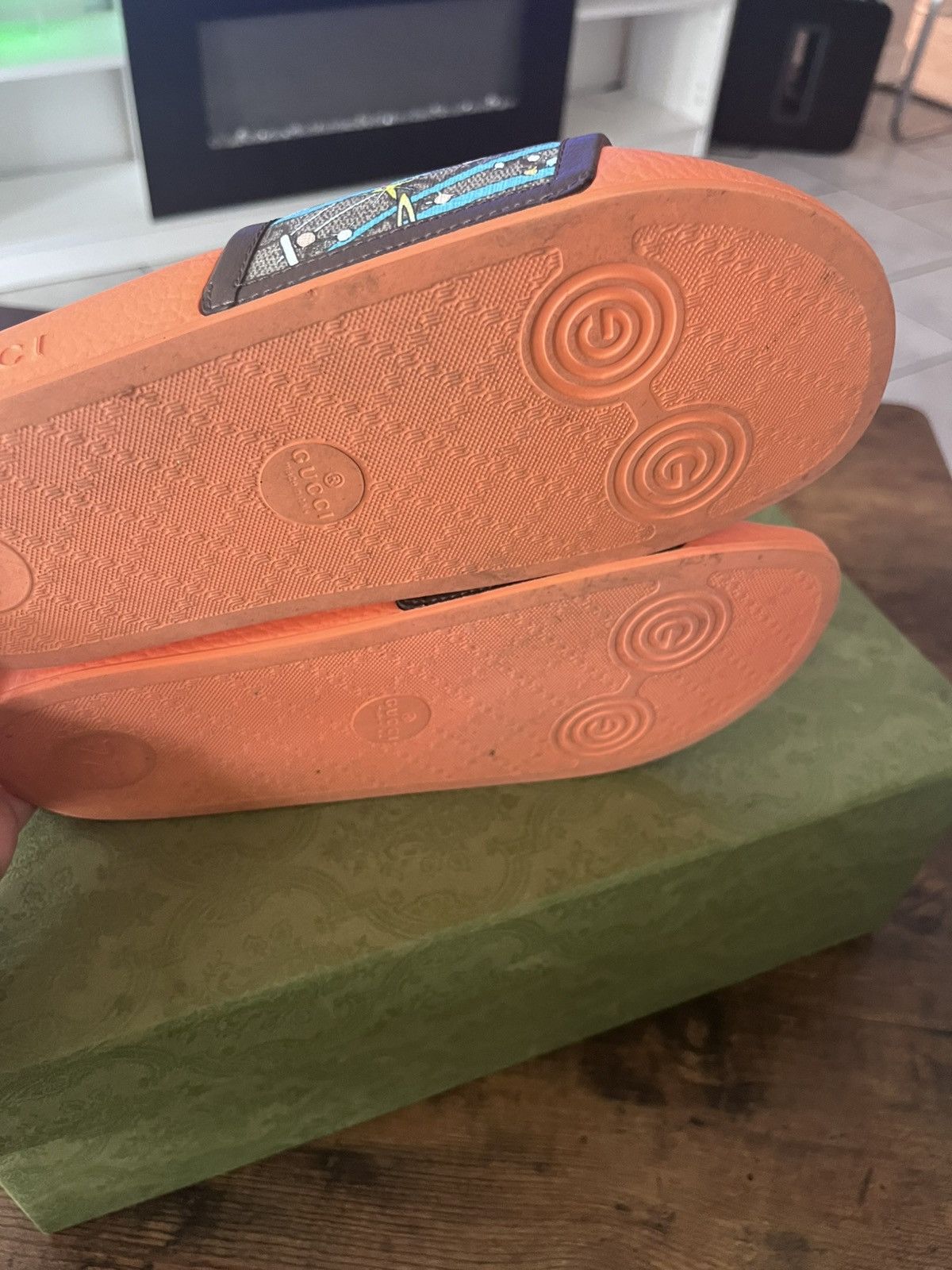 Gucci Gucci x Disney Donald Duck Leather Slides Orange Size 6 Size US 6 / IT 36 - 10 Thumbnail