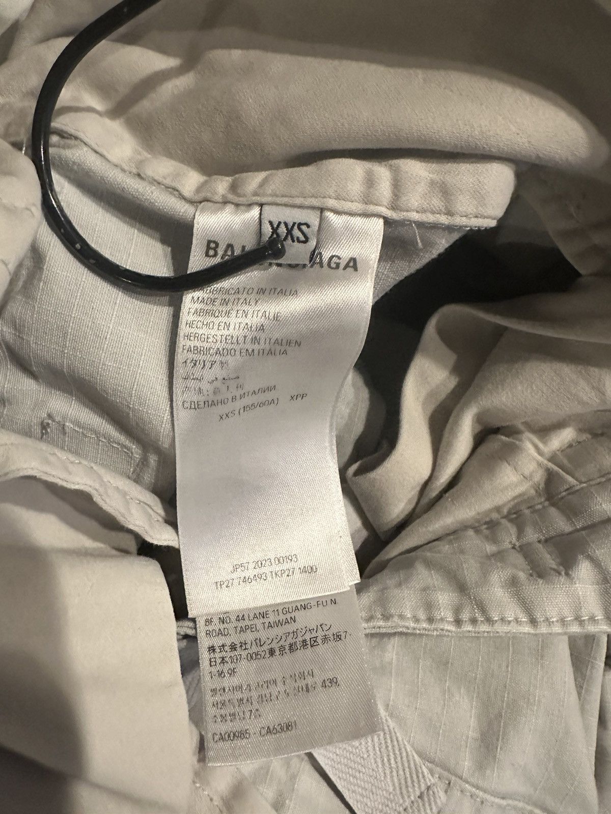 Balenciaga Balenciaga 2023 large fit cargo pants Size US 28 / EU 44 - 4 Thumbnail