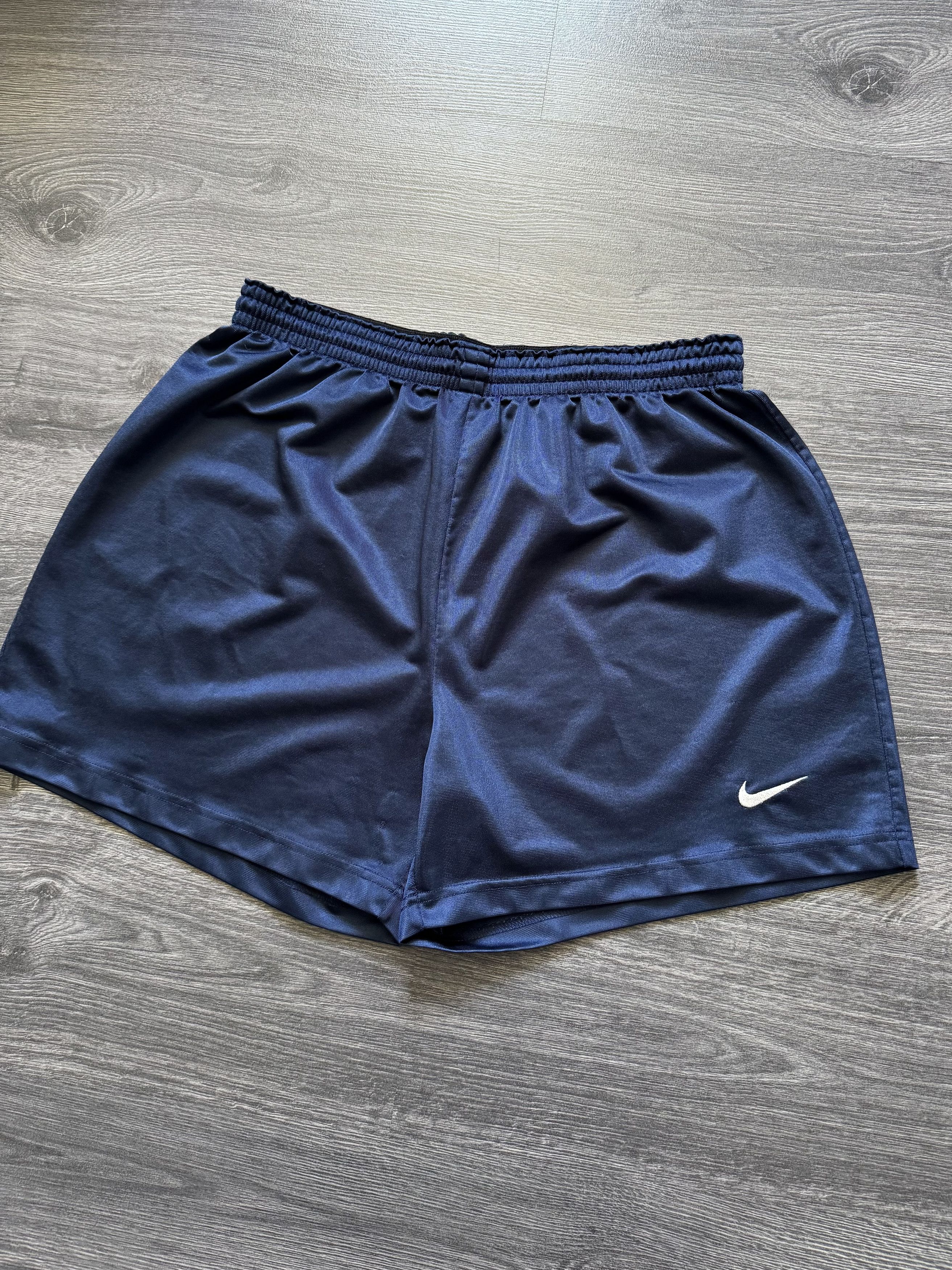 Nike Vintage y2k Nike Shorts Size US 36 / EU 52 - 3 Thumbnail