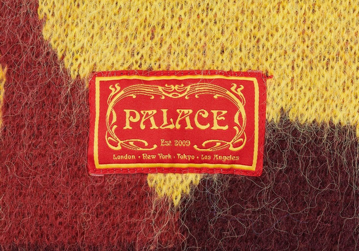 Palace Palace Hairy Camo Sweater Pullover in The Color “Fire” XL Size US XL / EU 56 / 4 - 3 Thumbnail