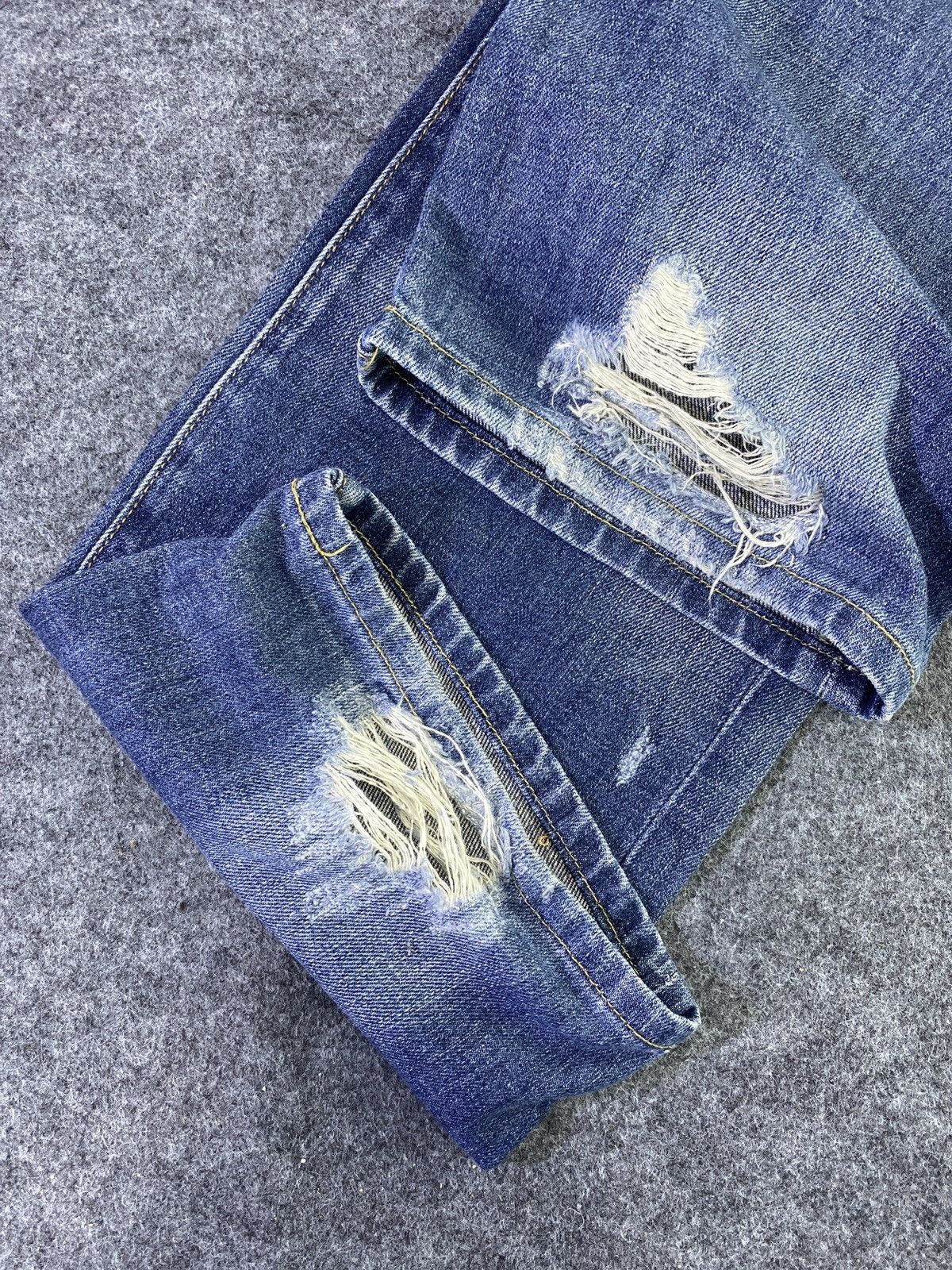 Japanese Brand × Jean Savignac 'de Denim Distressed Blue Wash Jeans - J956 Size US 34 / EU 50 - 11 Thumbnail