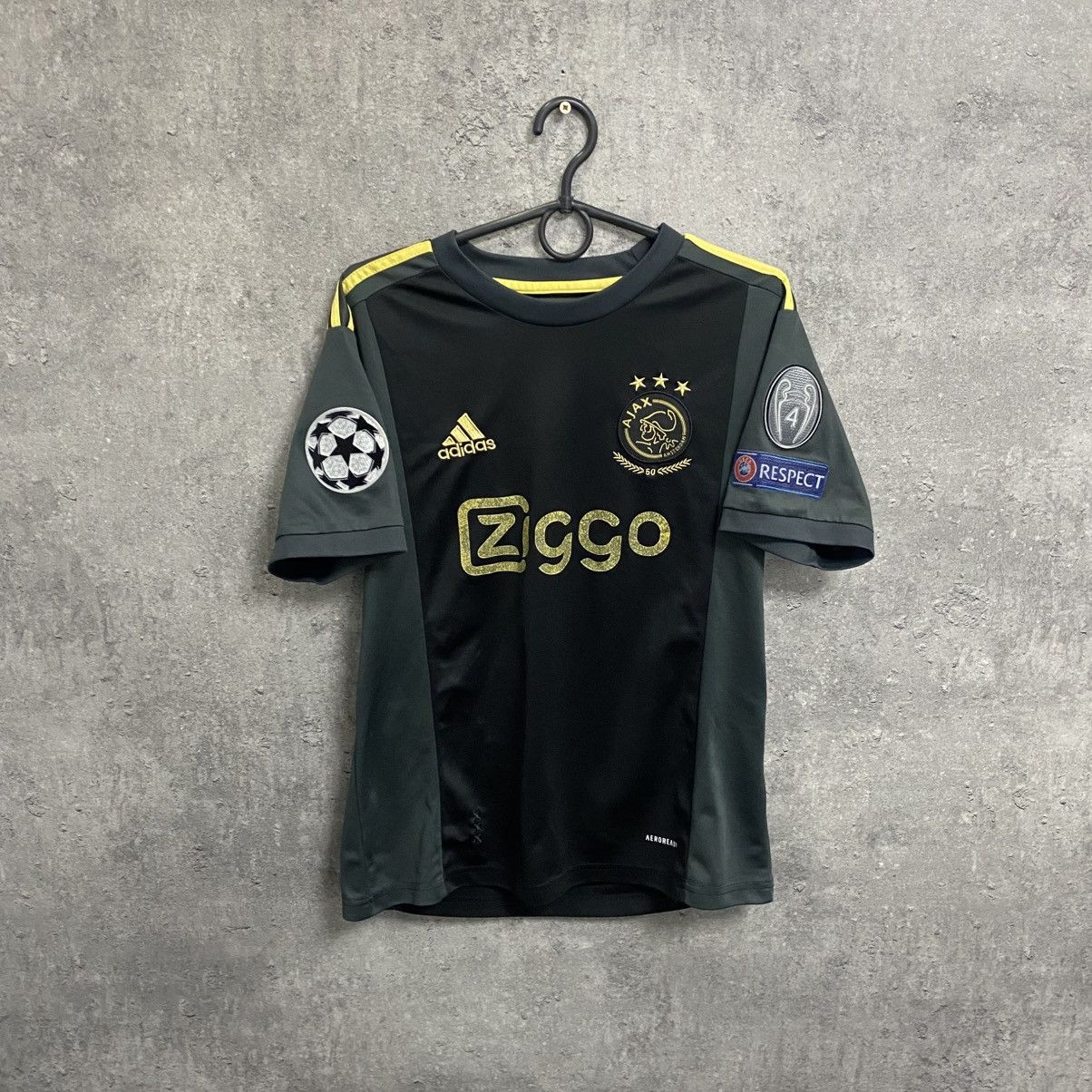 Adidas Ajax Bob Marley 2020-2021 Soccer Jersey Football Y2K Size US S / EU 44-46 / 1 - 1 Thumbnail