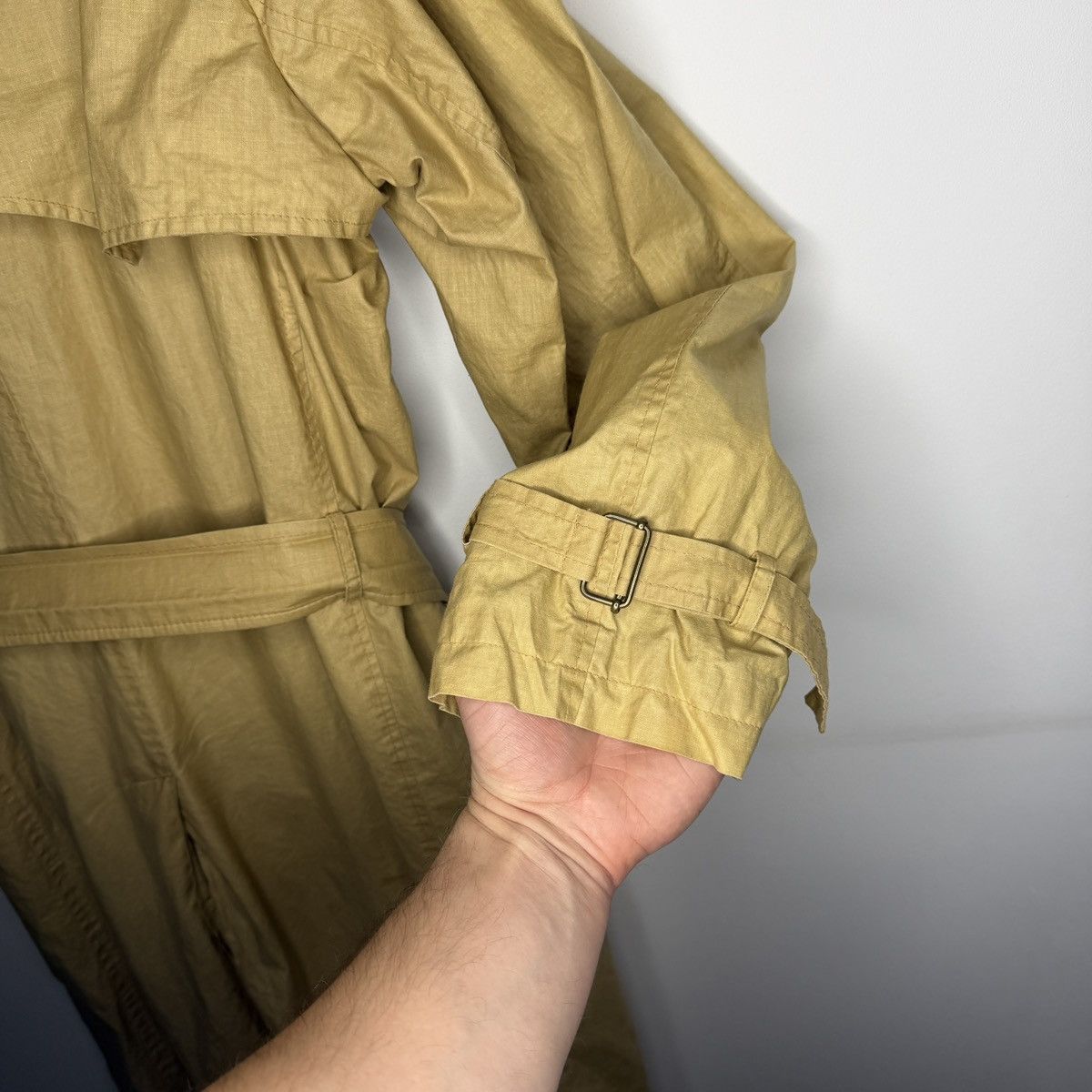 Vintage Vintage Trench Coat Beige Made in Italy Avant Garde 80s 90s Size US M / EU 48-50 / 2 - 9 Thumbnail