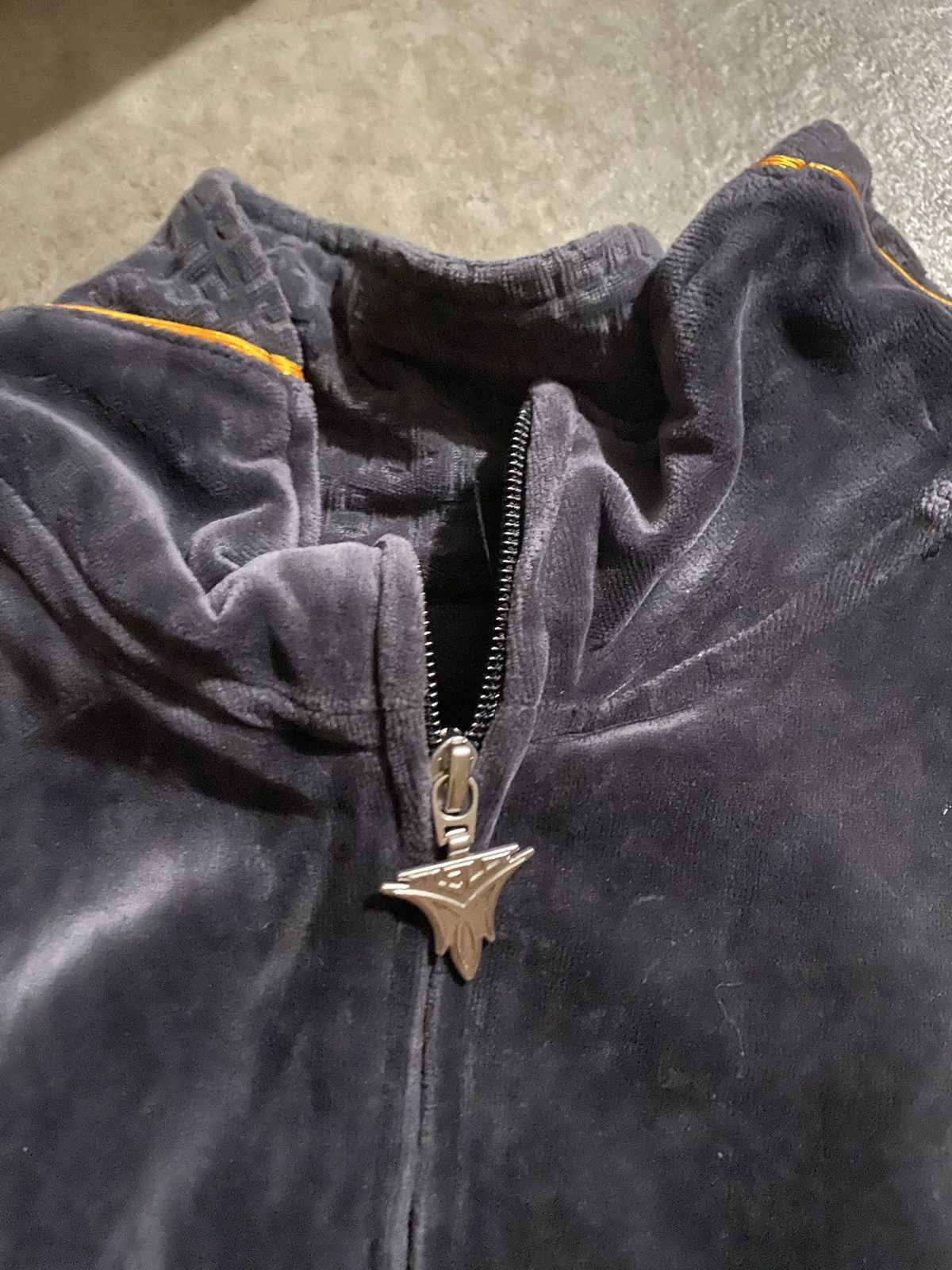 Jordan Brand Vintage Jordan Melo Velour Velvet Track Jacket Size US M / EU 48-50 / 2 - 3 Thumbnail
