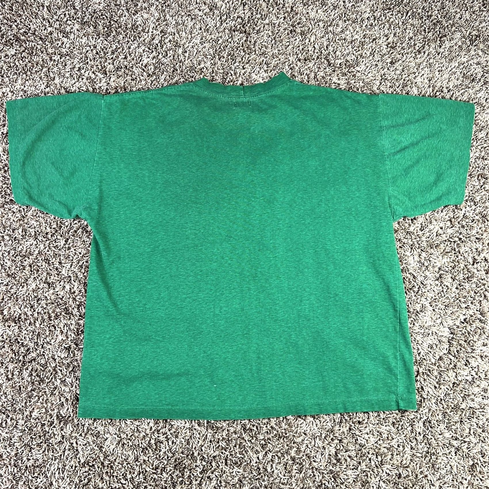 Guess VINTAGE Guess Jeans Embroidered Logo T-Shirt Green Heathered Large USA Mens 90s Brand Name Big Logo Short Sleeve Crew Neck US Origin Size US L / EU 52-54 / 3 - 3 Thumbnail