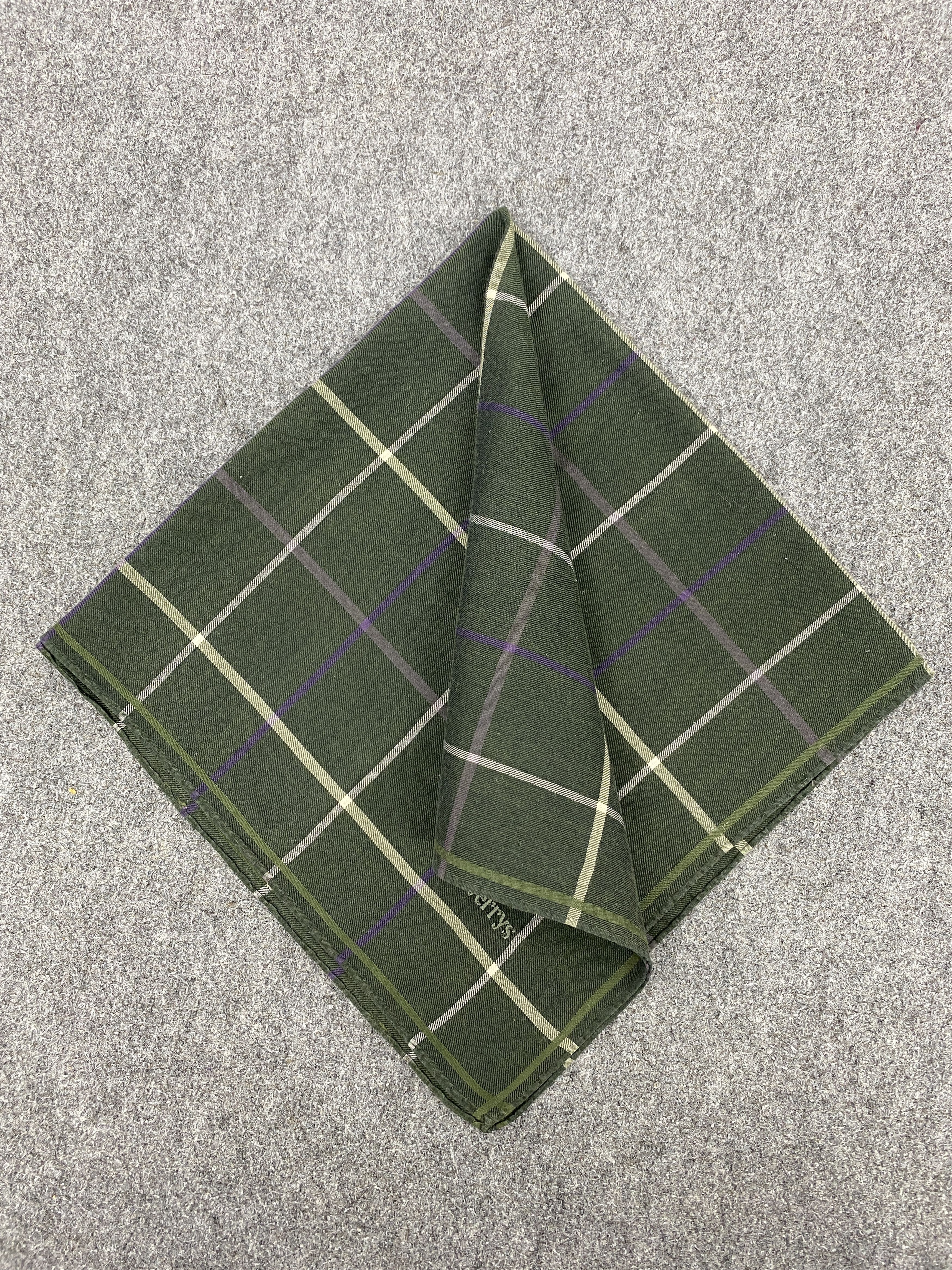 Burberry Burberry Nova Check Handkerchief Neckerchief Bandana HKC0375 Size ONE SIZE - 1 Thumbnail