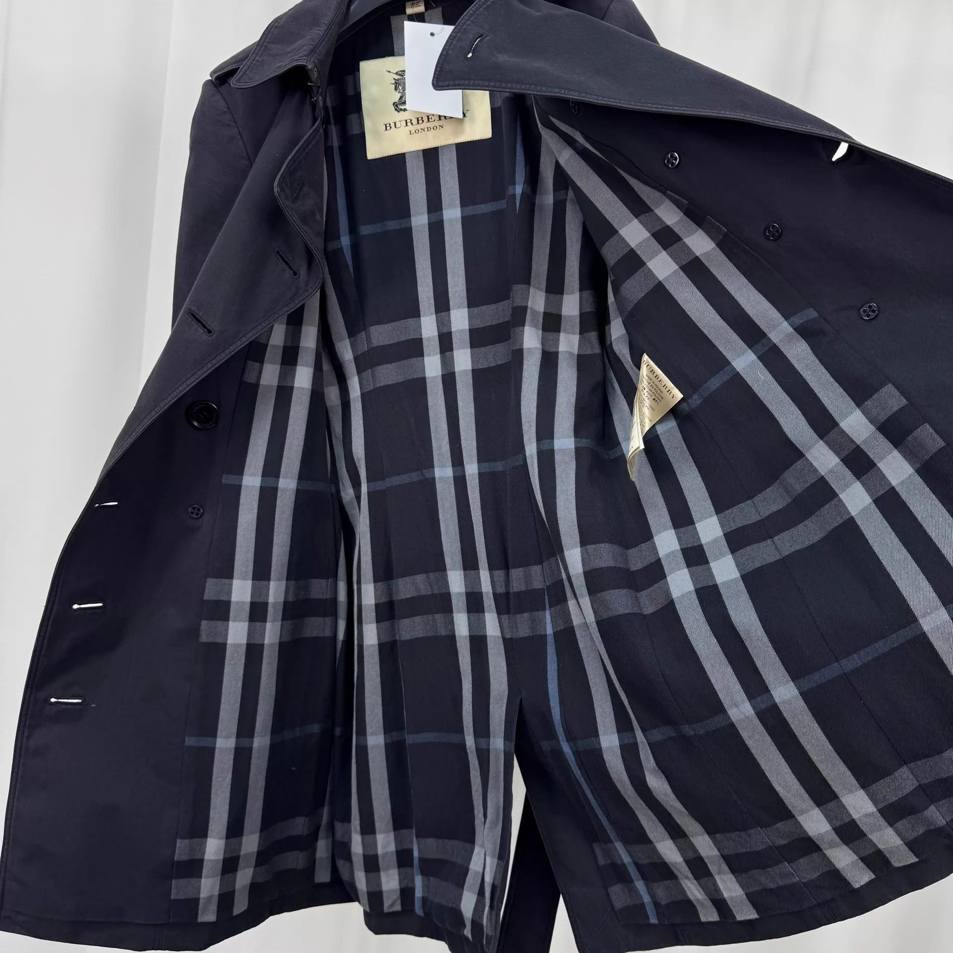 Burberry Burberry Double-Breasted Check Lined Trench UK8 9/10 Size S / US 4 / IT 40 - 5 Thumbnail