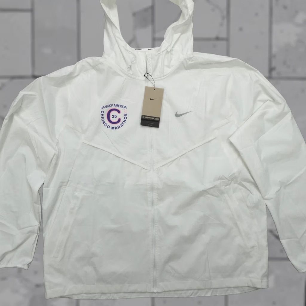 Nike Nike Jacket Bank of America Chicago Marathon 2025 Light XL White Regular Men’s Windbreaker Pockets Full Zip Sports Athleisure Run & Gym Size US XL / EU 56 / 4 - 1 Thumbnail