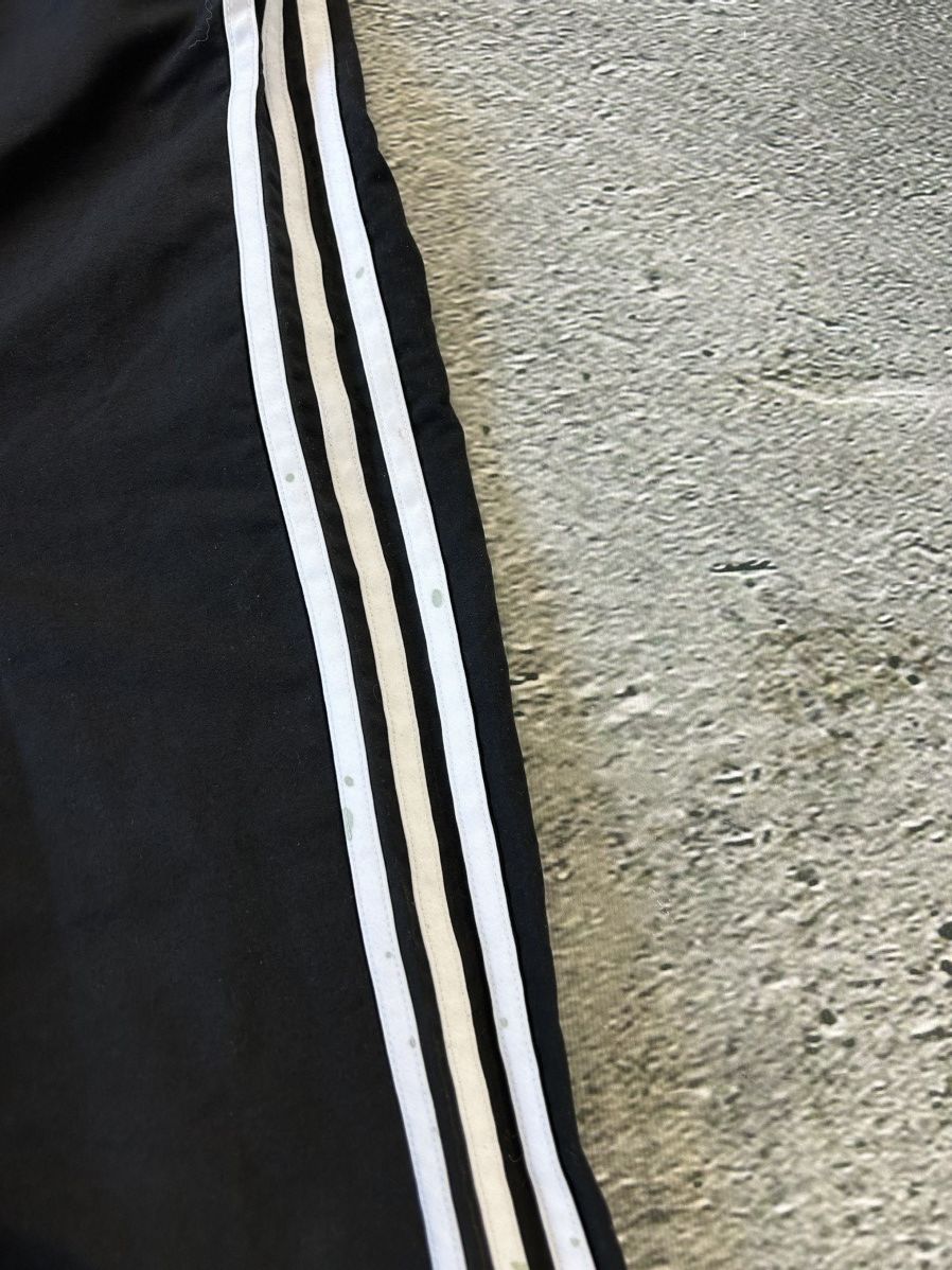 Adidas × Vintage Adidas vintage black track pants small logo 2000s drill Y2K Size US 28 / EU 44 - 6 Thumbnail