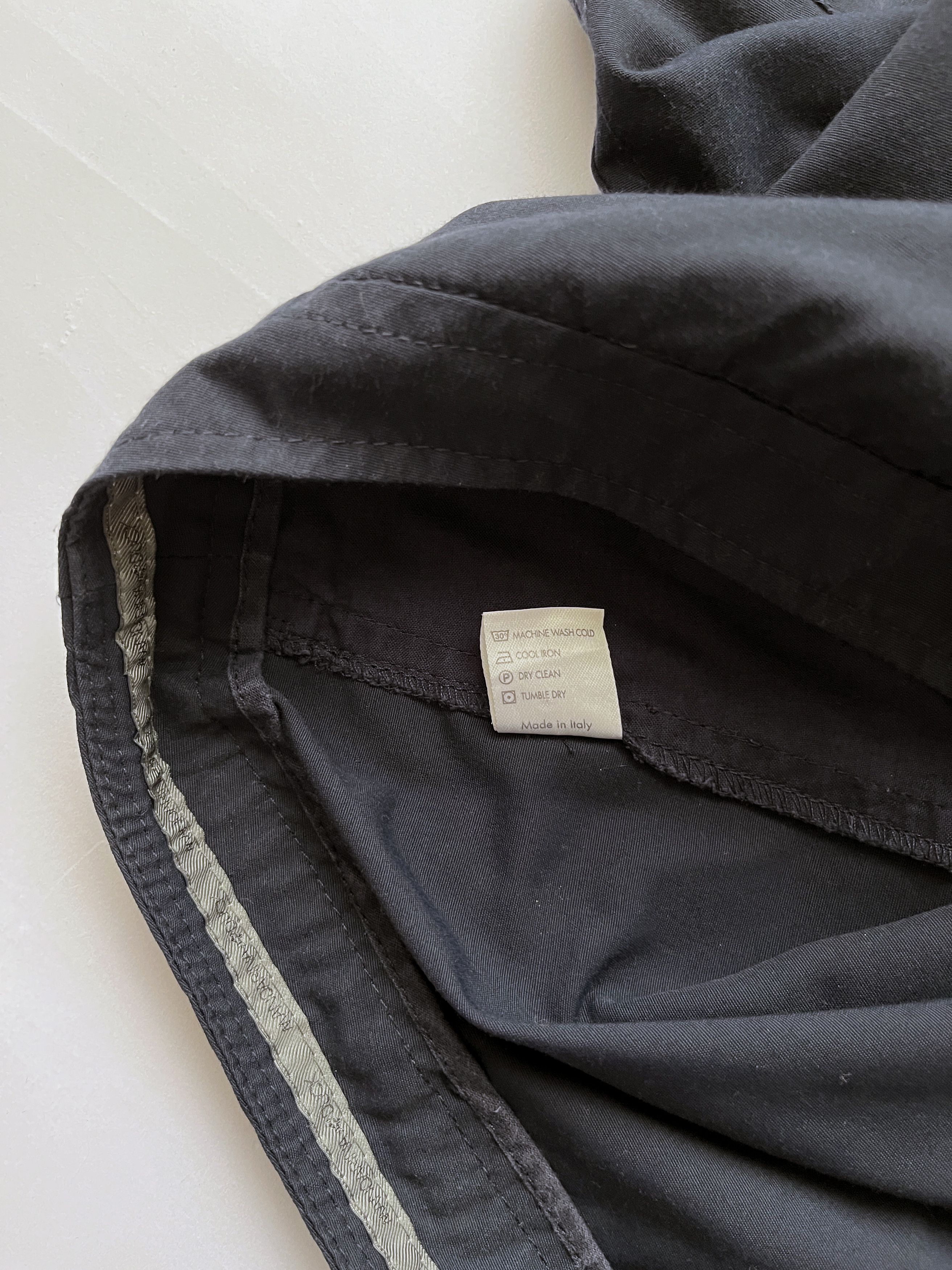 Mandarina Duck ⚡️QUICK SALE⚡️2000's Mandarina Duck Exowear Navy Midi Skirt Size 30" / US 8 / IT 44 - 7 Thumbnail