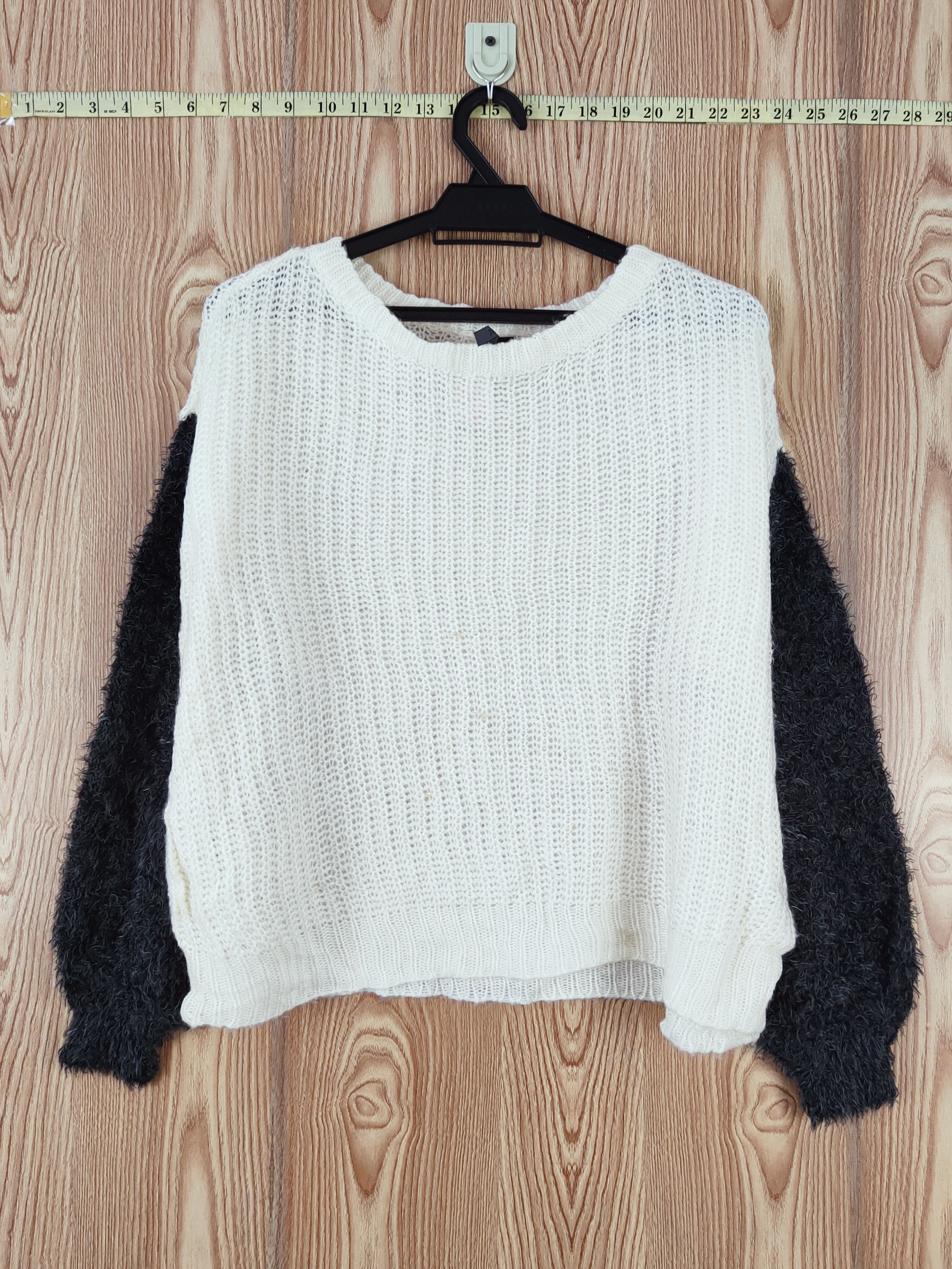 Japanese Brand × Vintage DIRZ Cream Black Fur Mohair Knitwear #W813 Size M / US 6-8 / IT 42-44 - 1 Thumbnail
